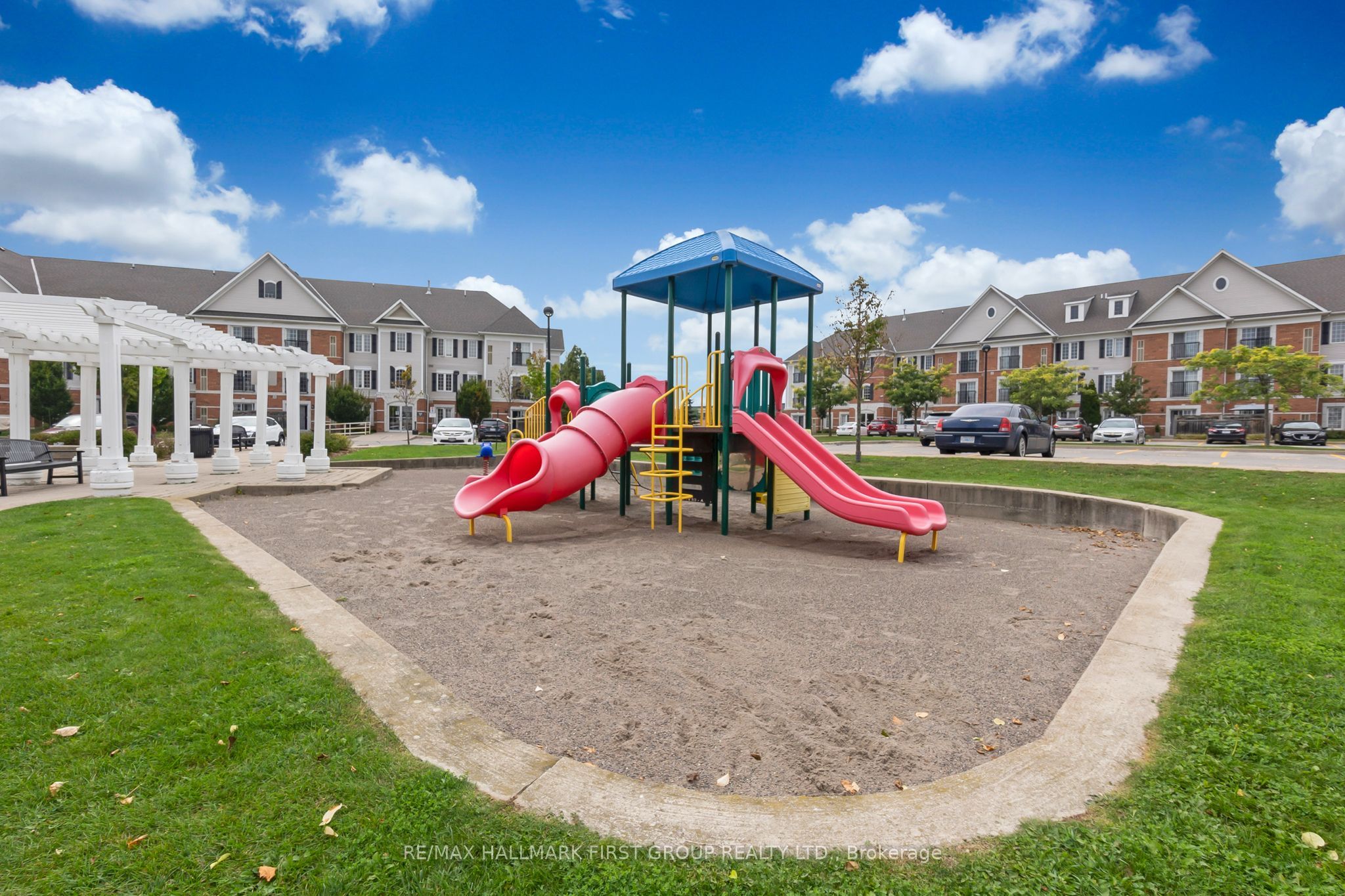 #109 - 120 Aspen Springs Drive Property Photo 21