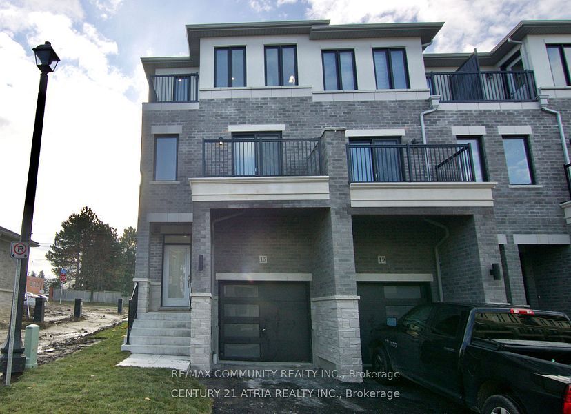 15 Gerry Henry Ln Property Photo