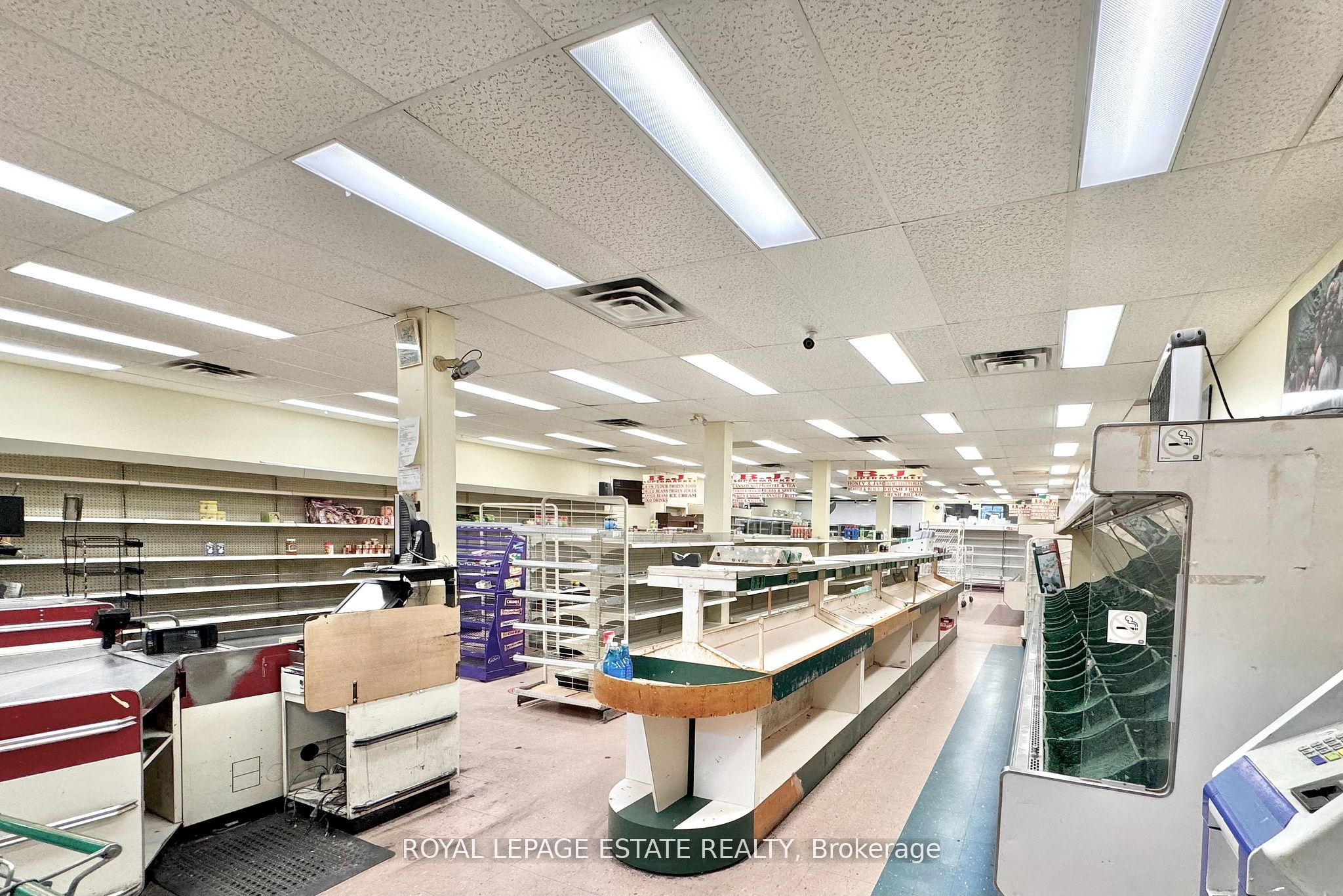 1449 Gerrard Street Property Photo 2
