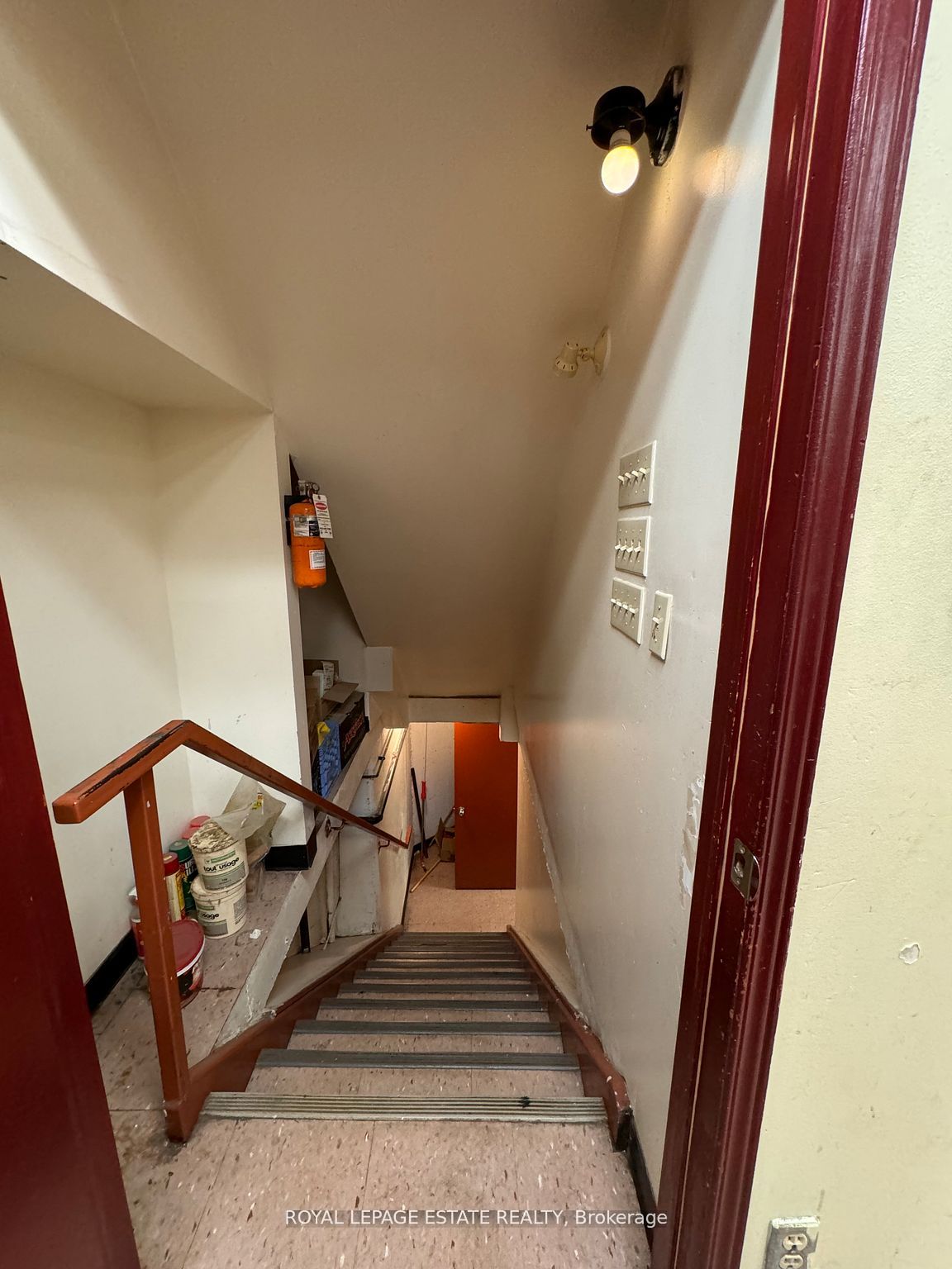 1449 Gerrard Street Property Photo 6