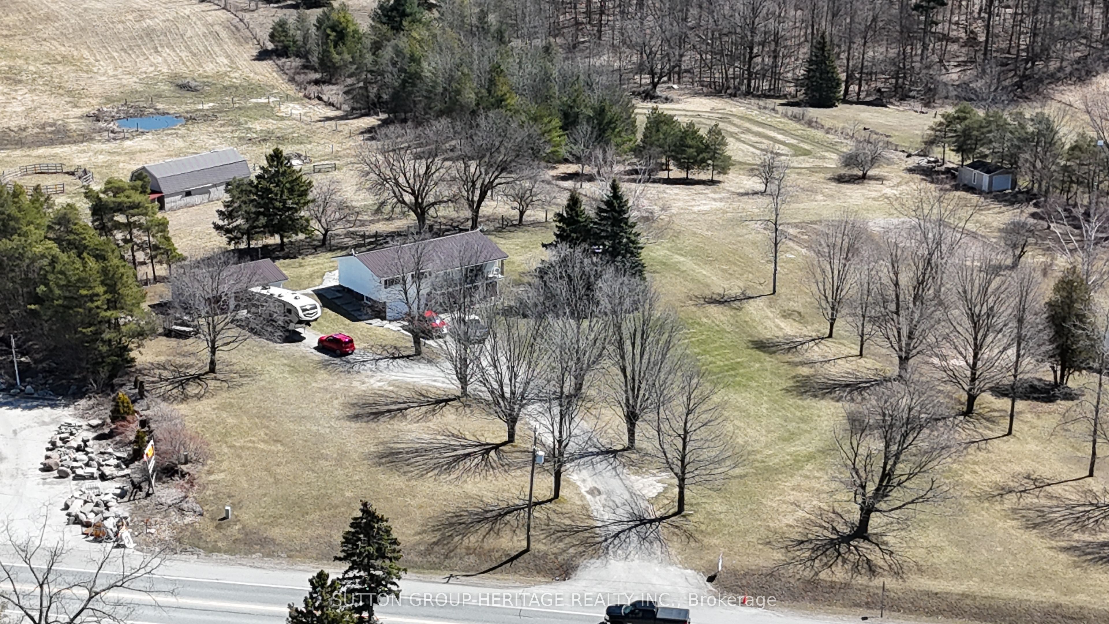 5045 Simcoe Street Property Photo 5