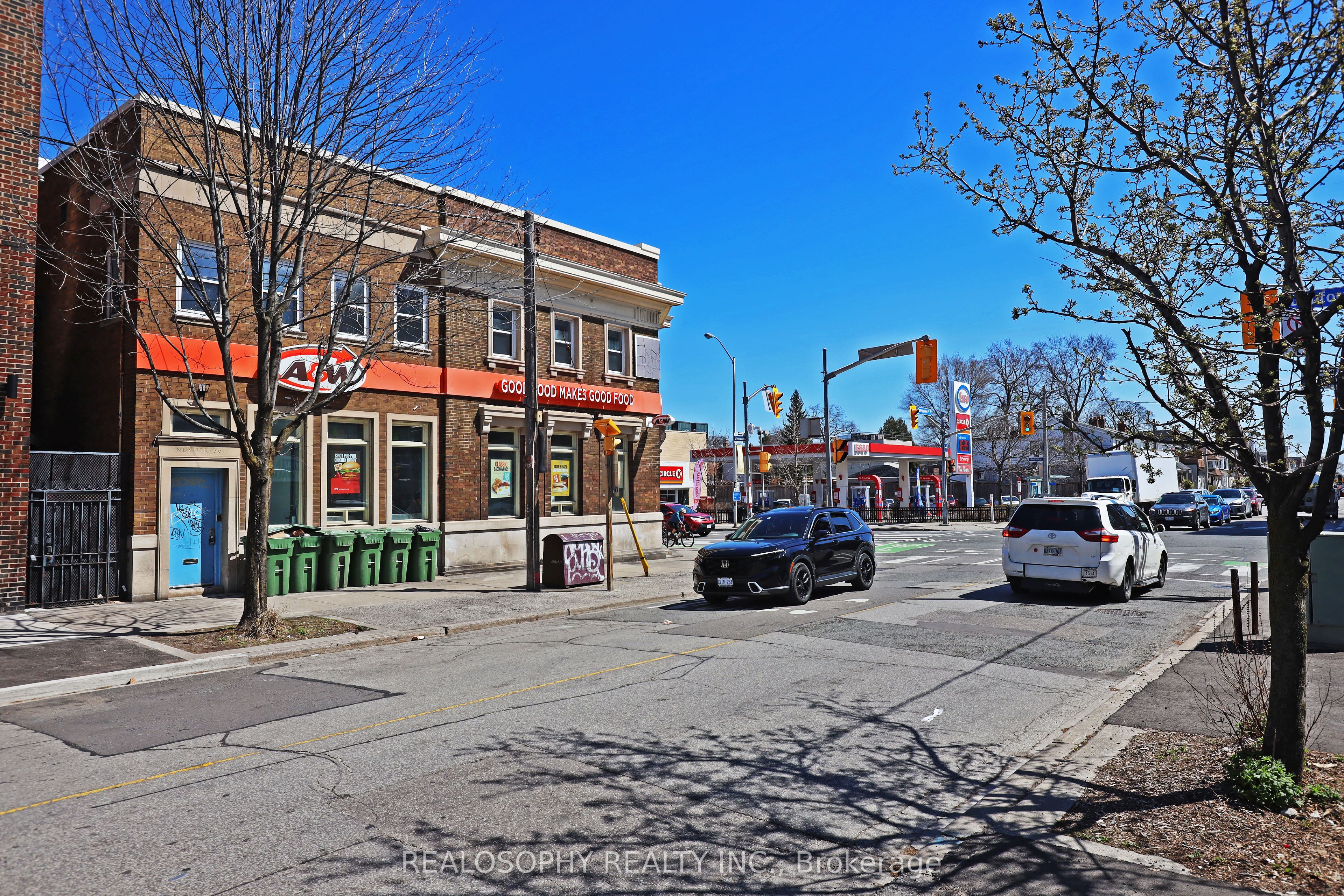 1170 Danforth Avenue Property Photo 9