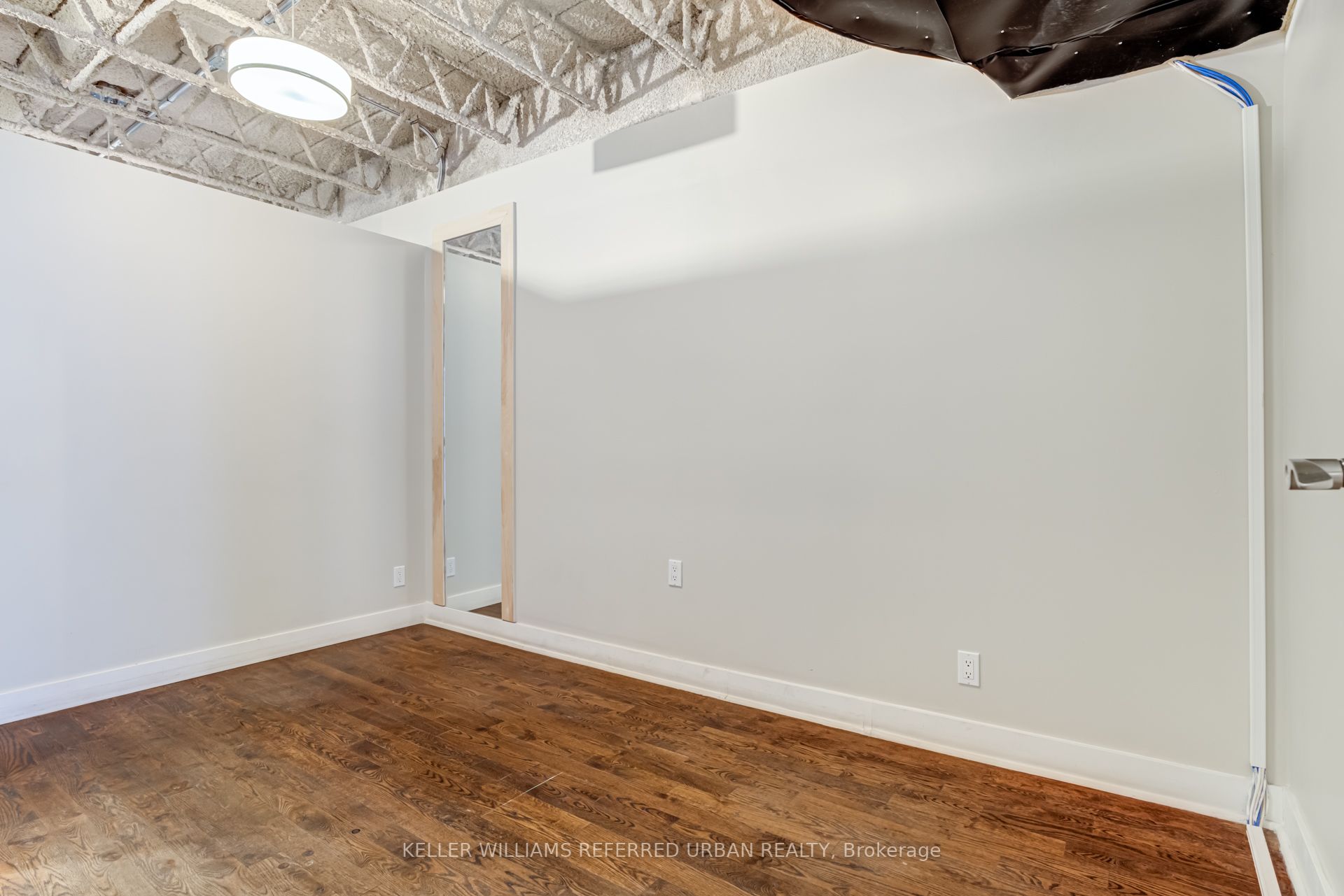 702 Pape Avenue Property Photo 10