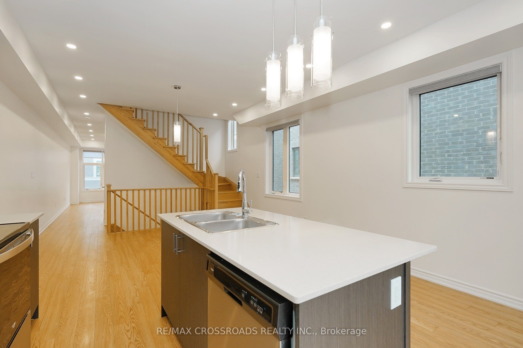 788 Kootenay Path Property Photo 13
