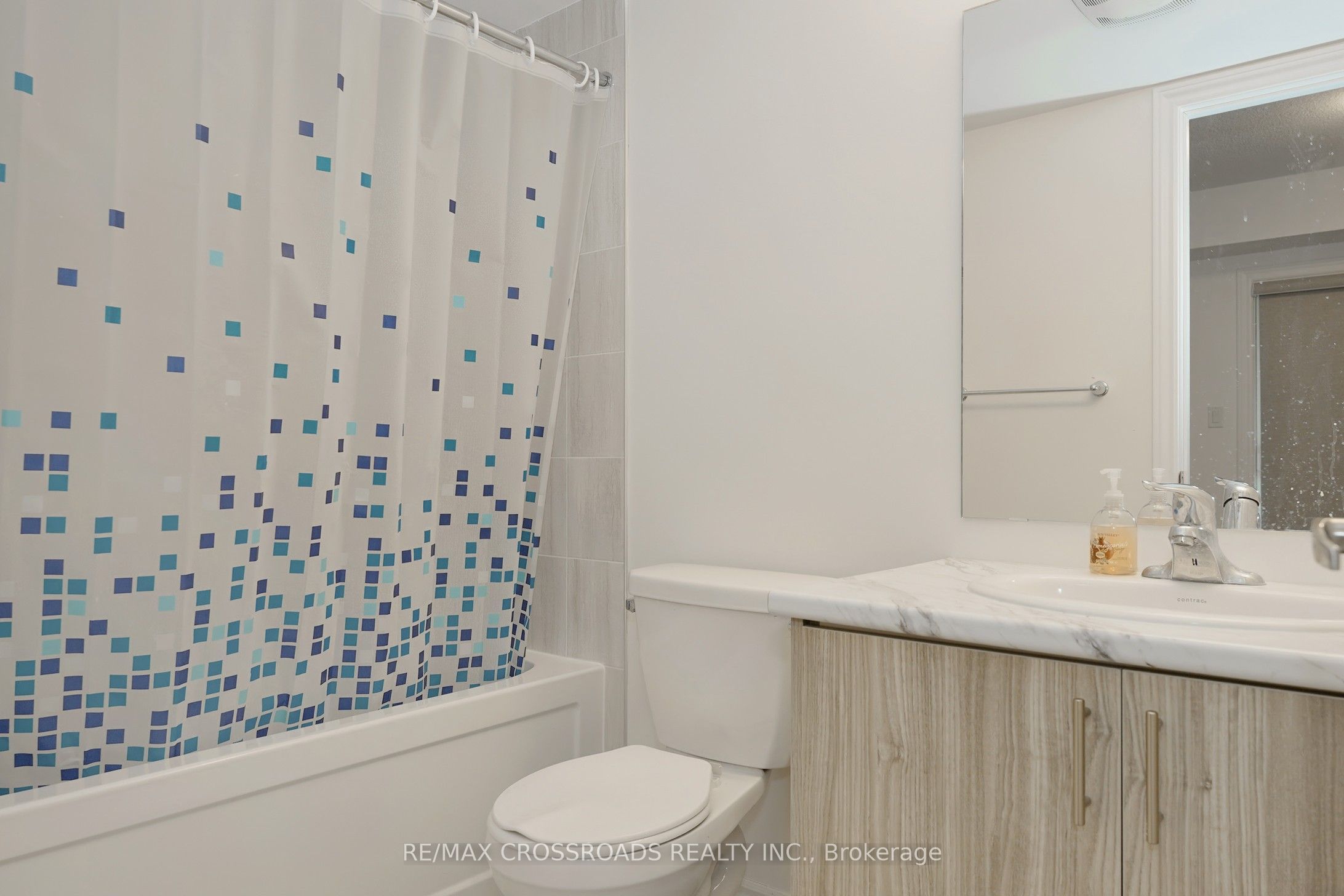 788 Kootenay Path Property Photo 36