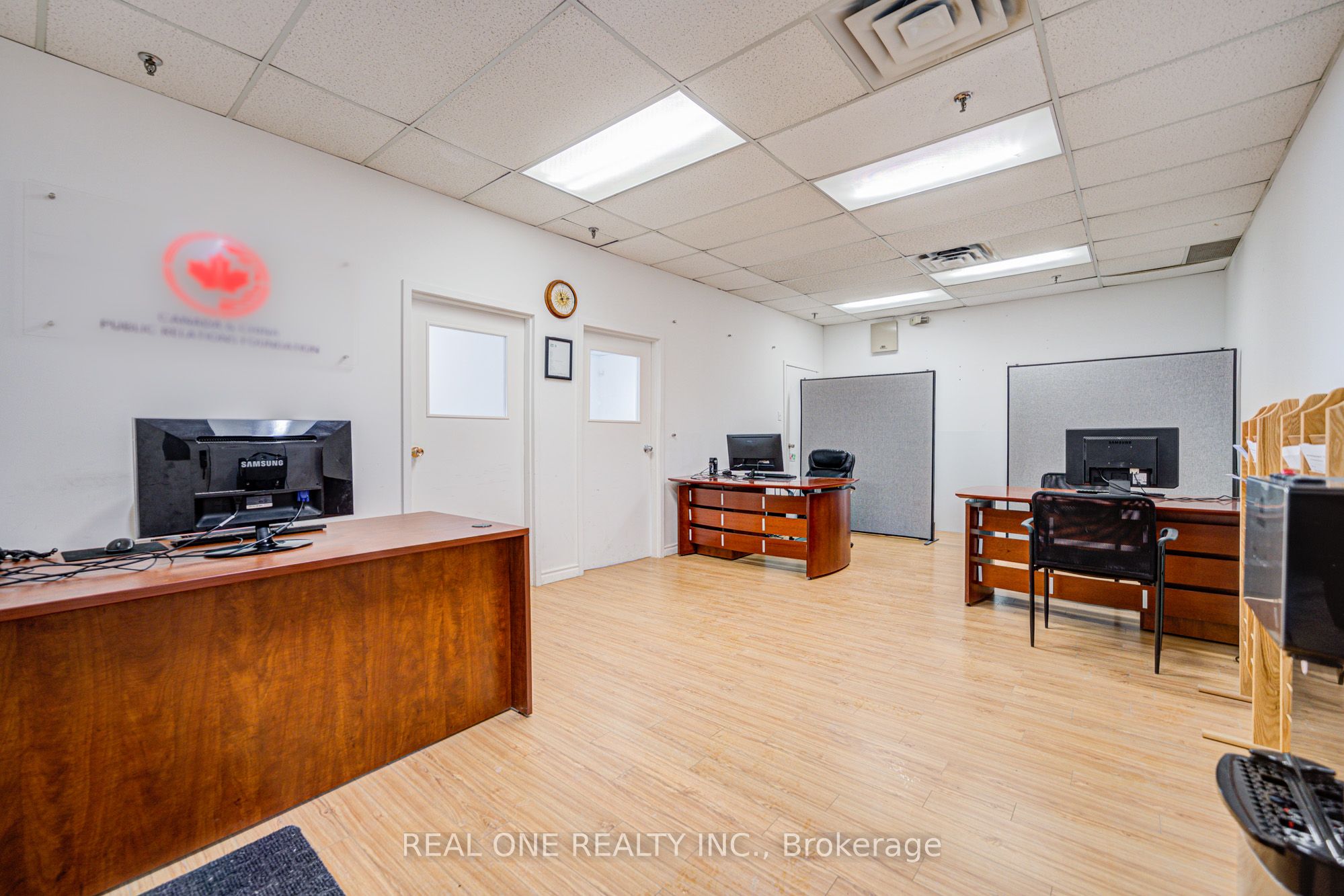 #206 - 3838 Midland Avenue Property Photo 19
