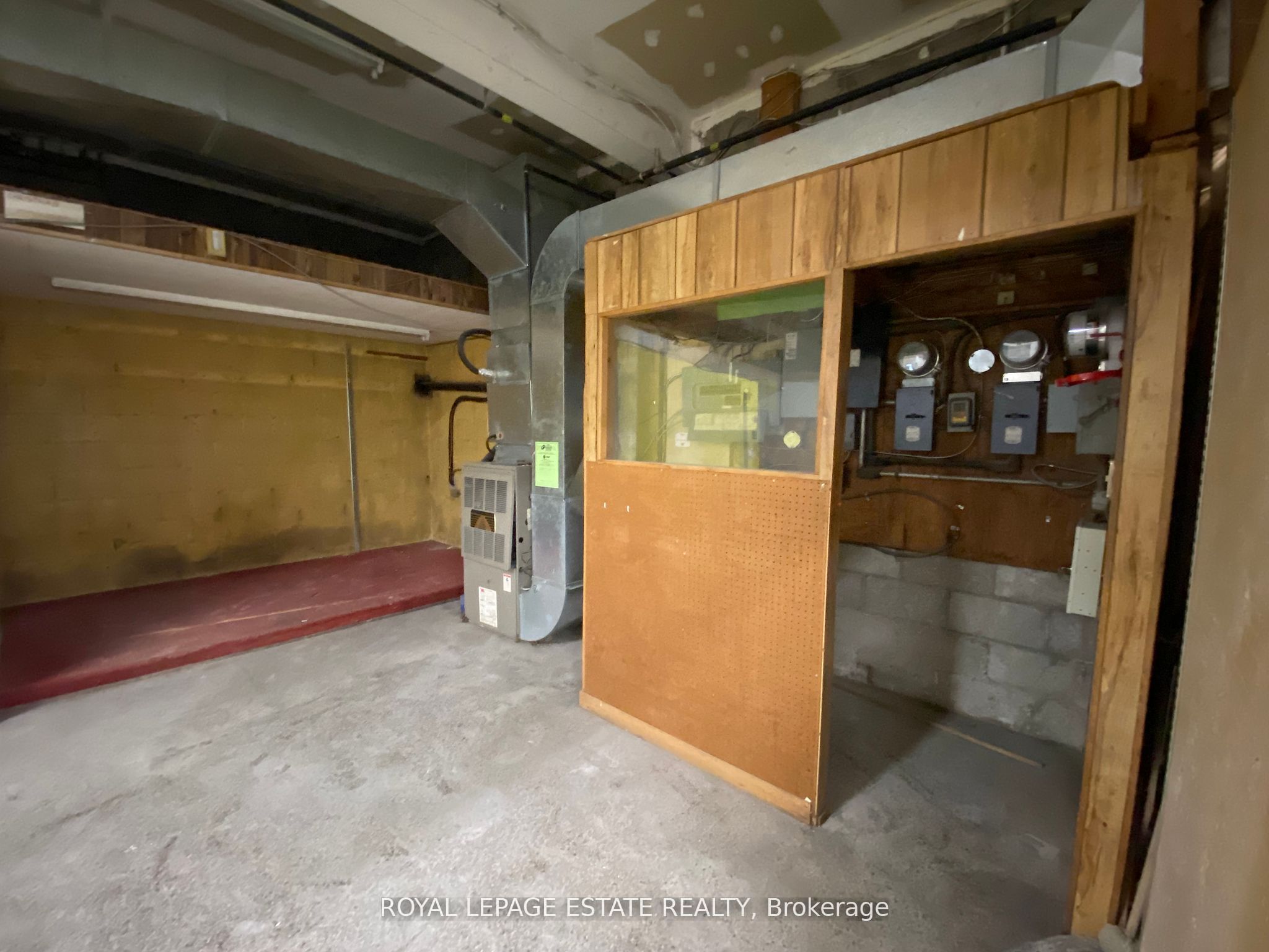 1097a Victoria Park Avenue Property Photo 10