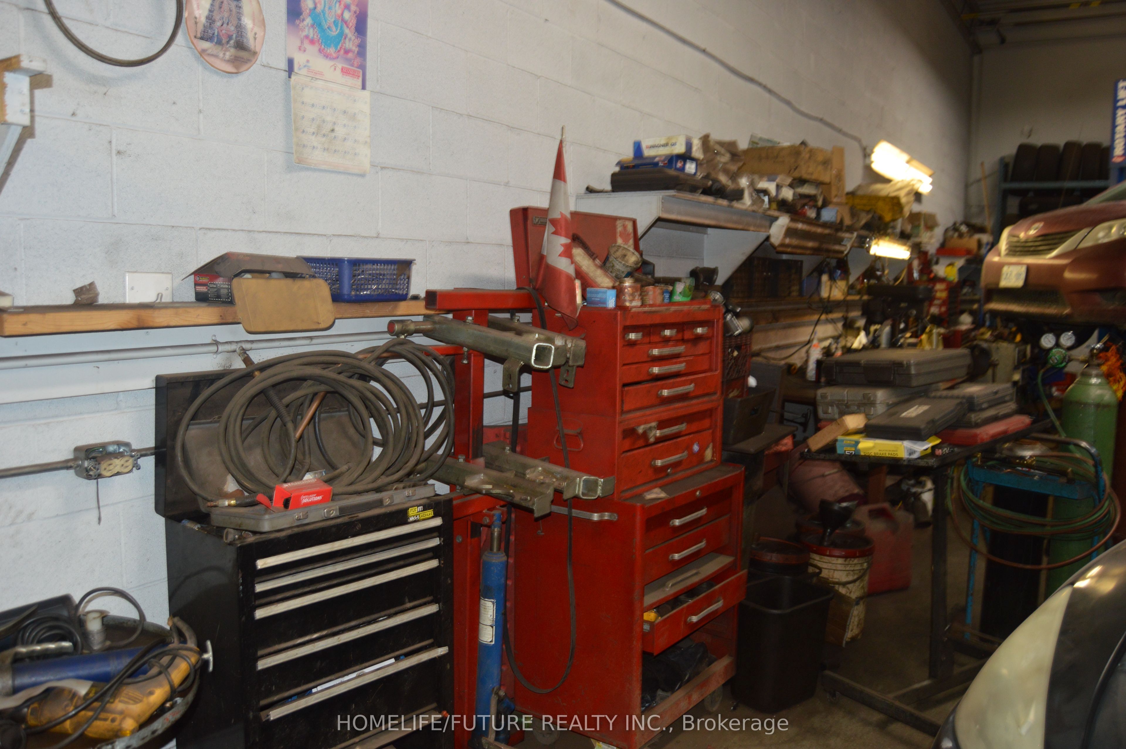 145 Nantucket Boulevard Property Photo 14
