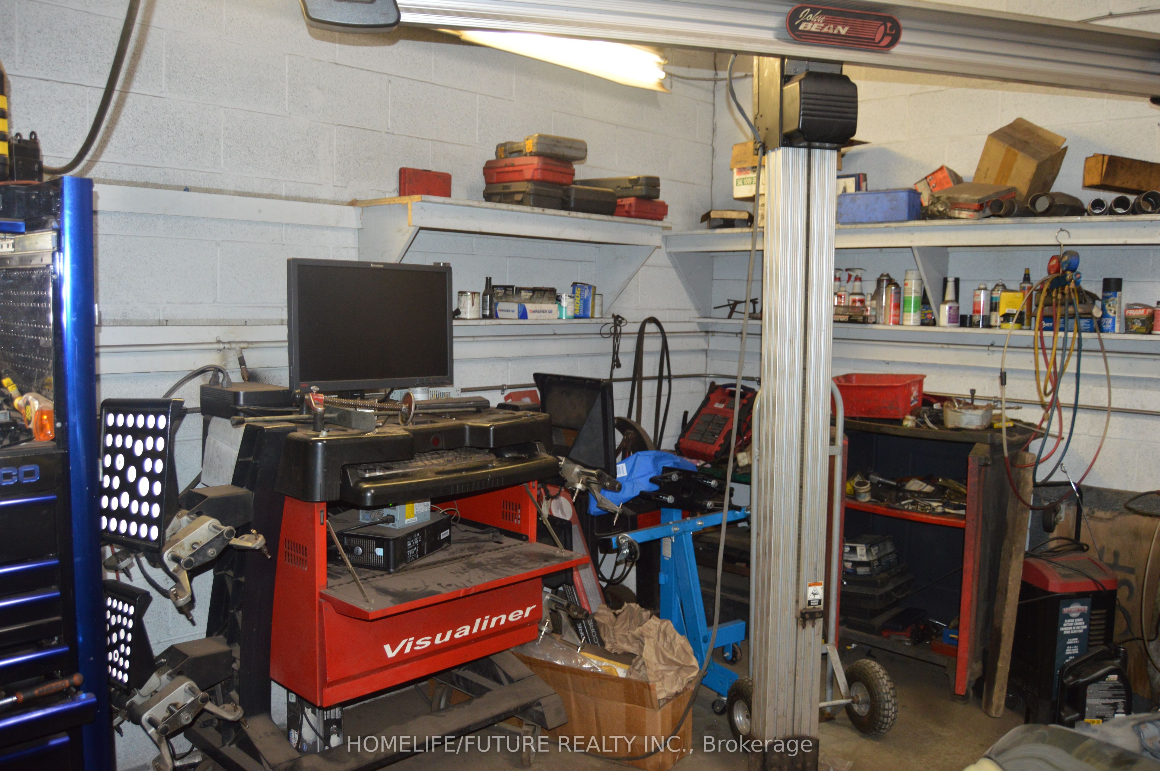 145 Nantucket Boulevard Property Photo 16