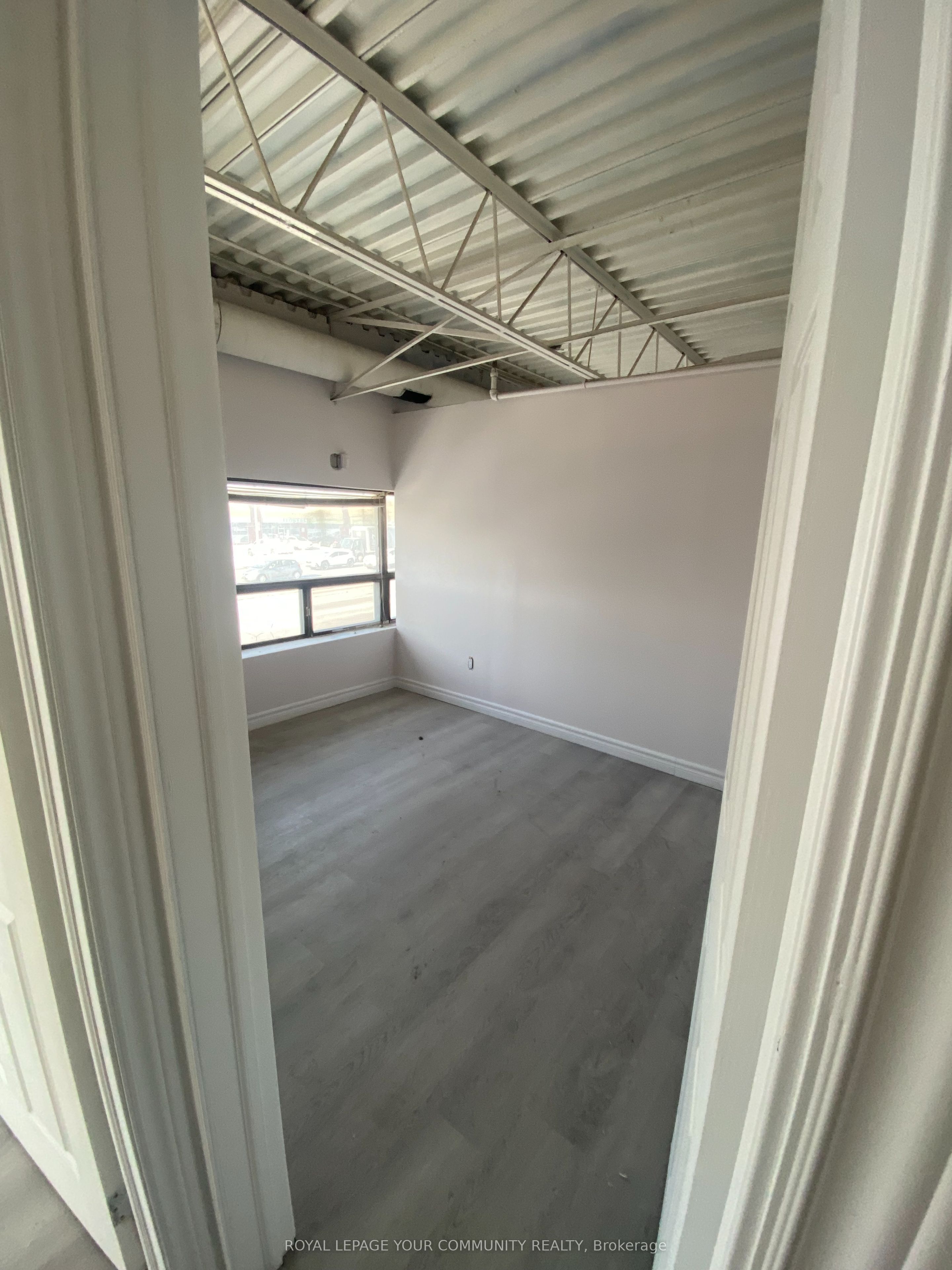 #unit 1b - 1035 Brock Road Property Photo 4