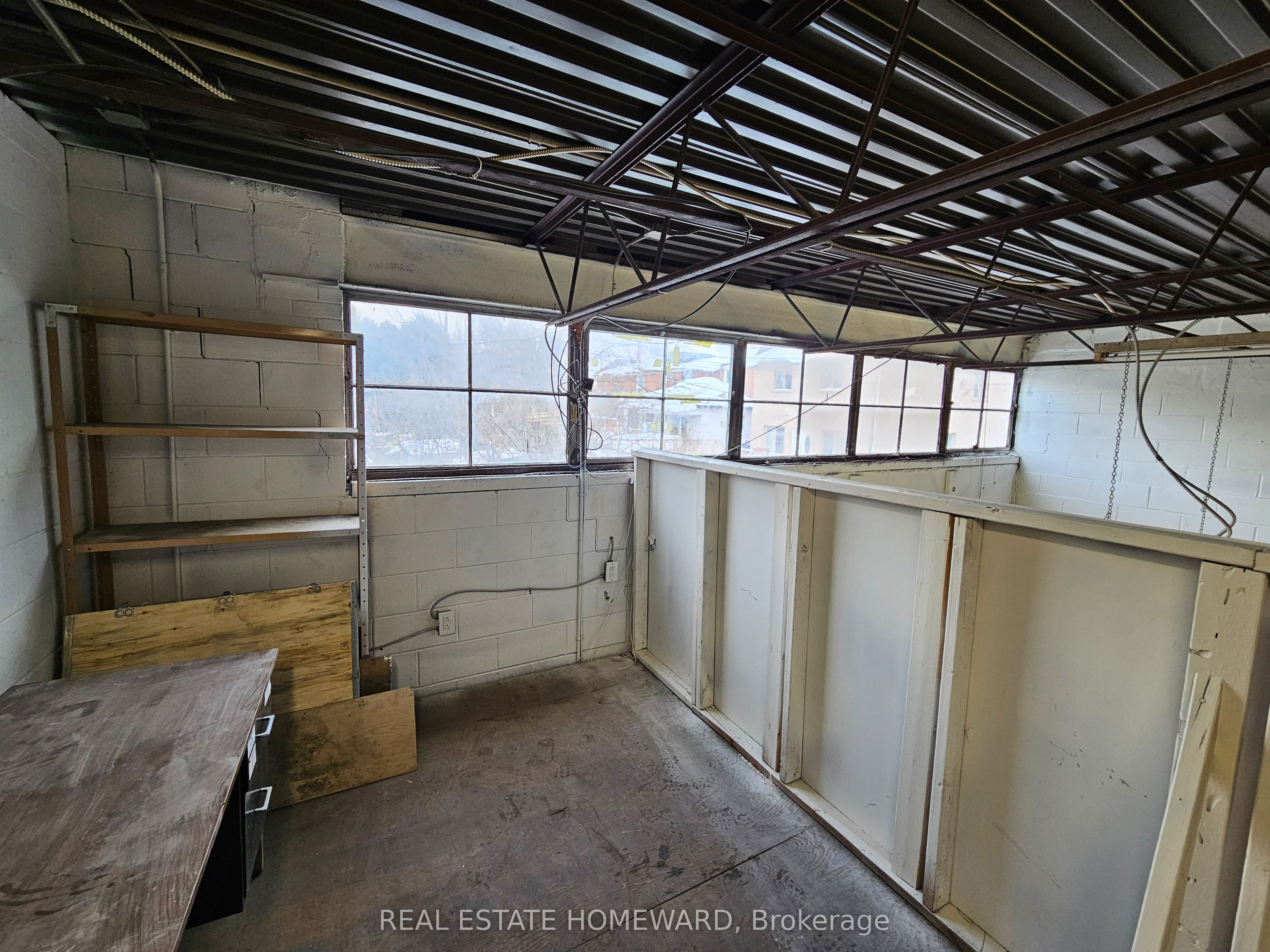 #3 (rear Unit) - 3252 Danforth Avenue Property Photo 19