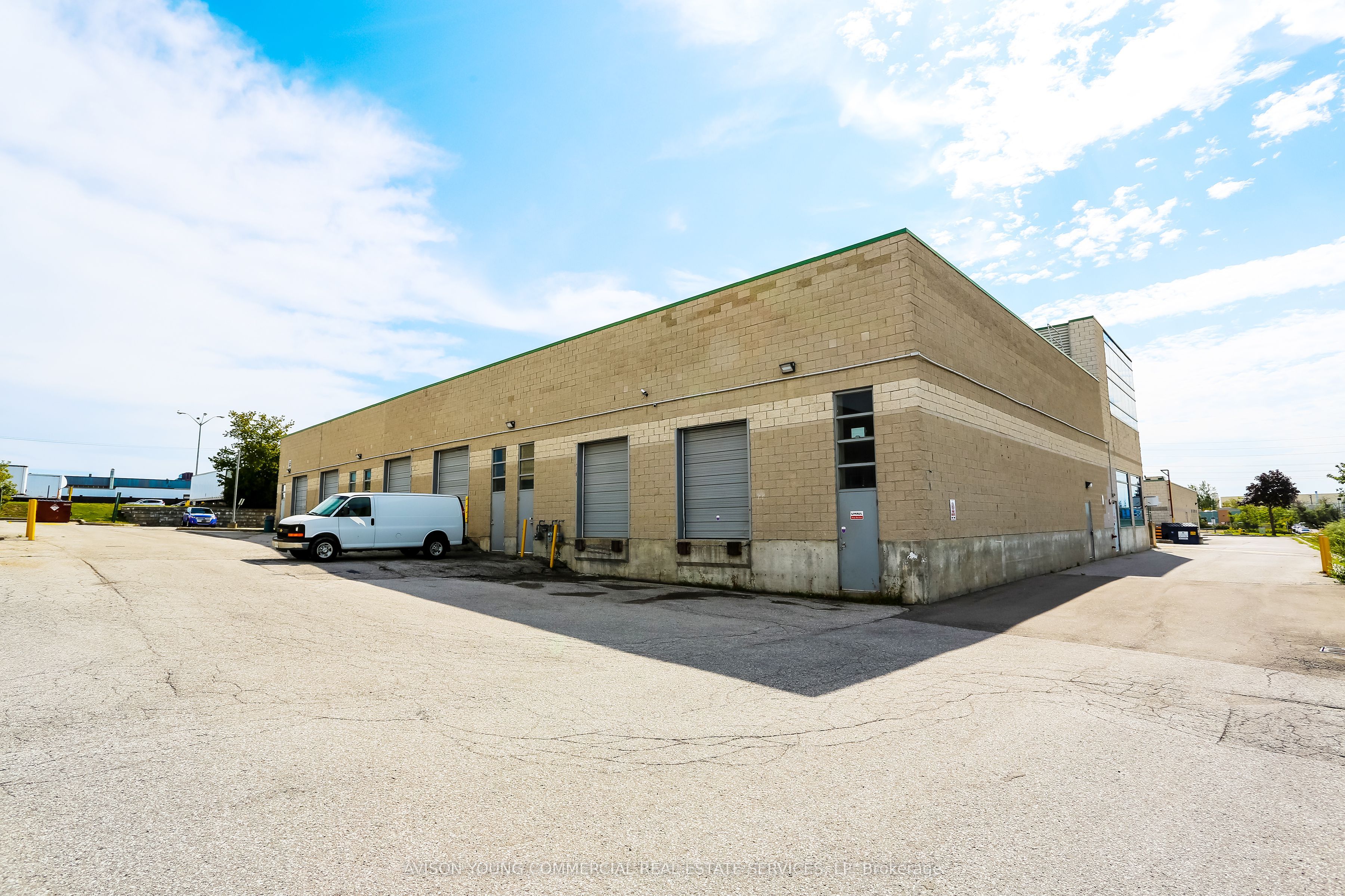 #201 - 360 Bayly Street Property Photo 2