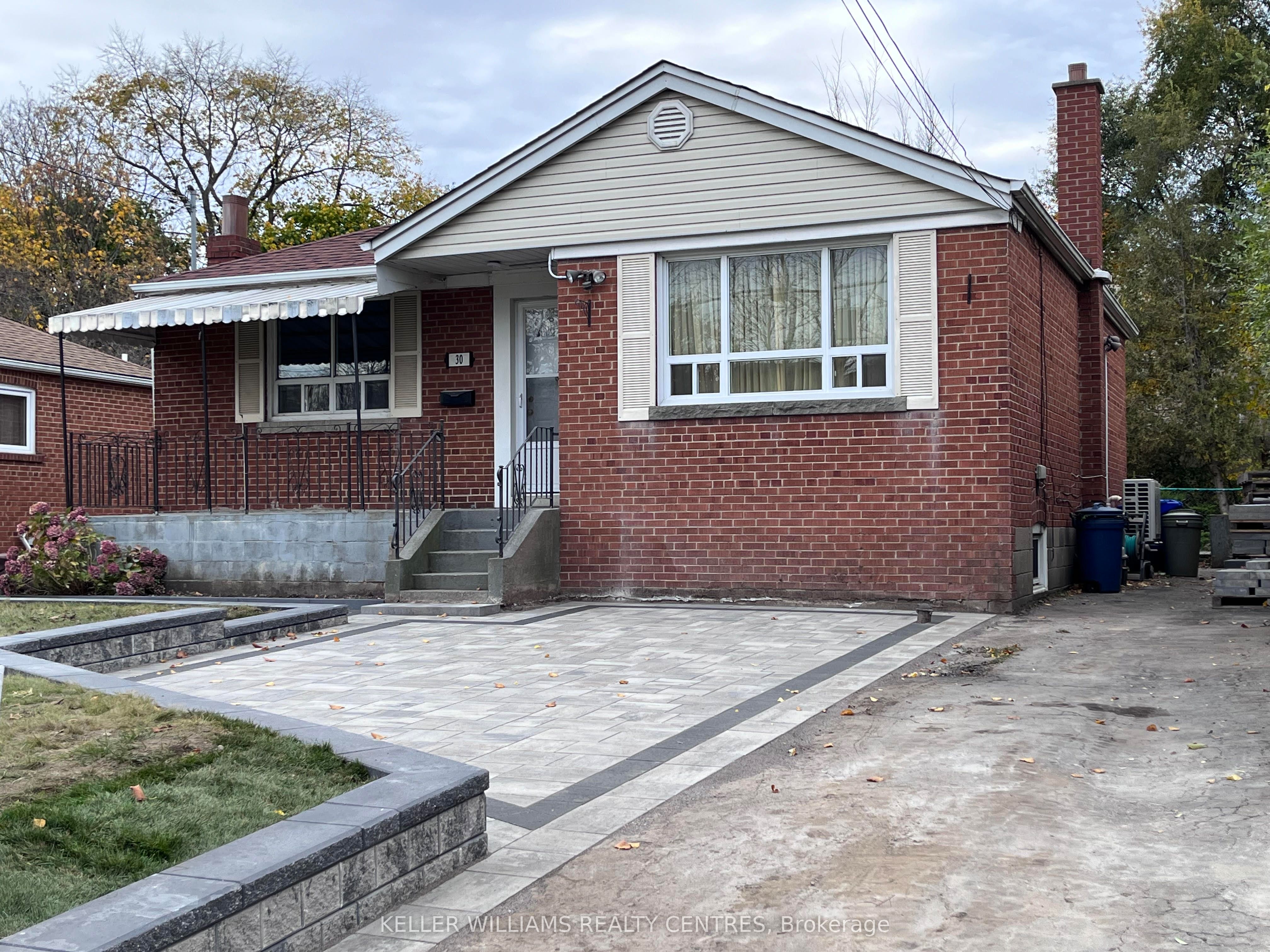 #main - 30 Glen Everest Road Property Photo 1