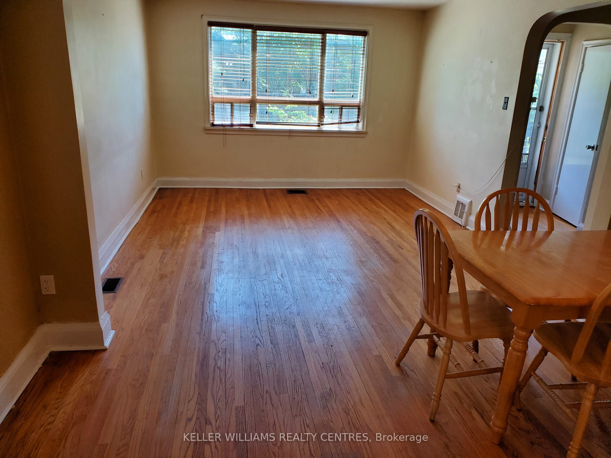#main - 30 Glen Everest Road Property Photo 6