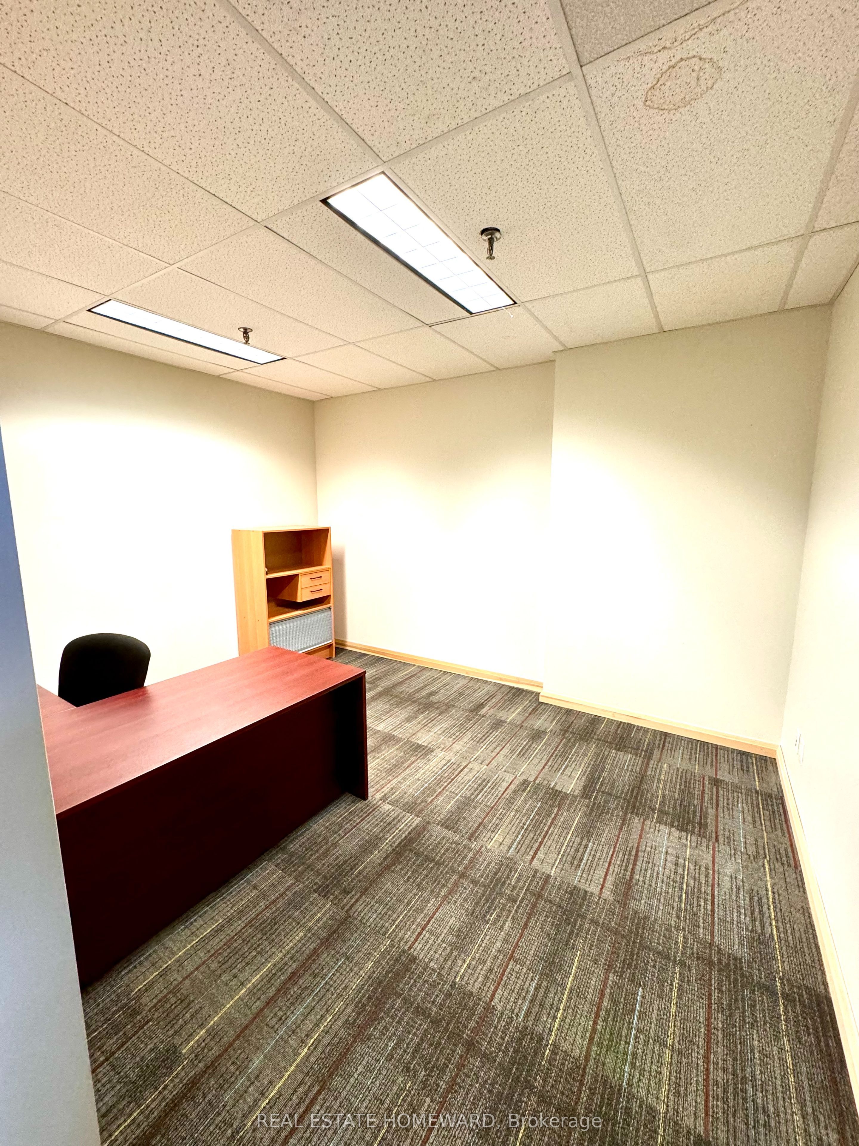 #9 - 36 Northline Road Property Photo 5