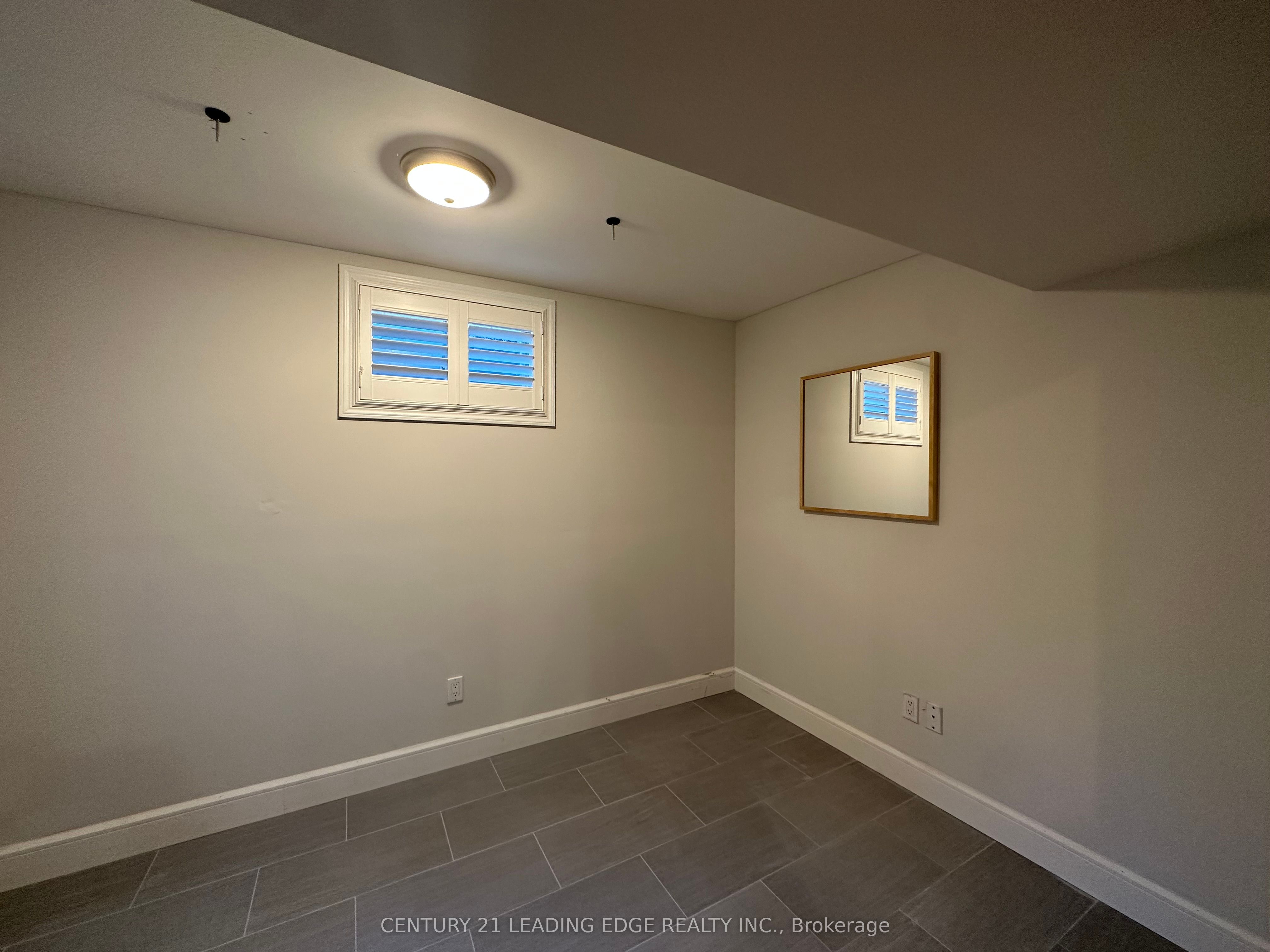 #bsmt - 18 Hester (basement) Avenue Property Photo 20