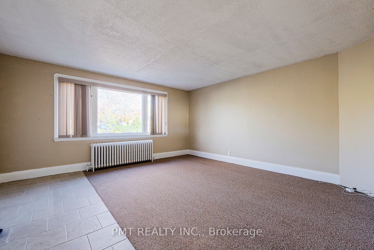 #1 - 393 King Street Property Photo 5