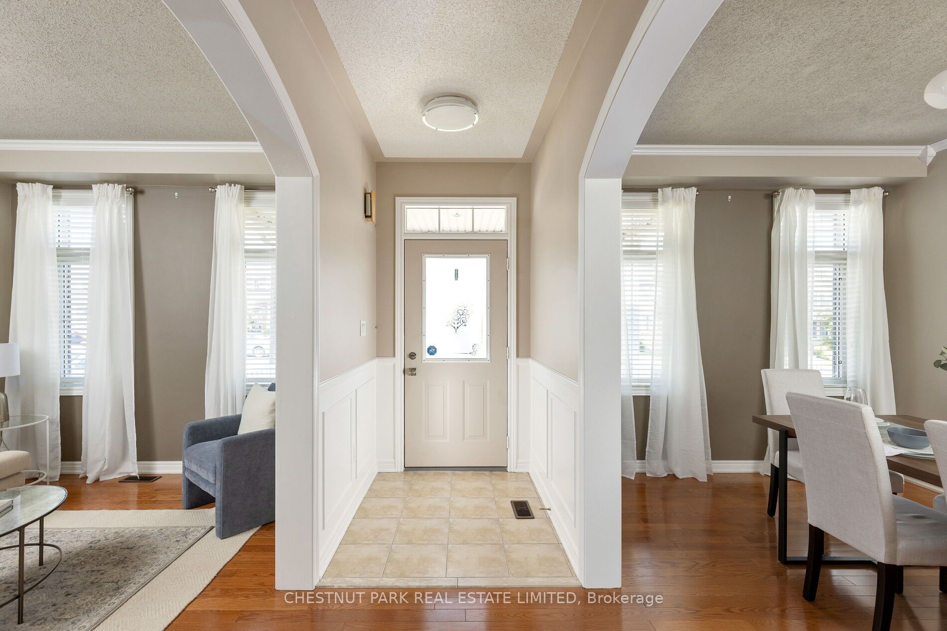 65 Northern Dancer Drive Property Photo 2