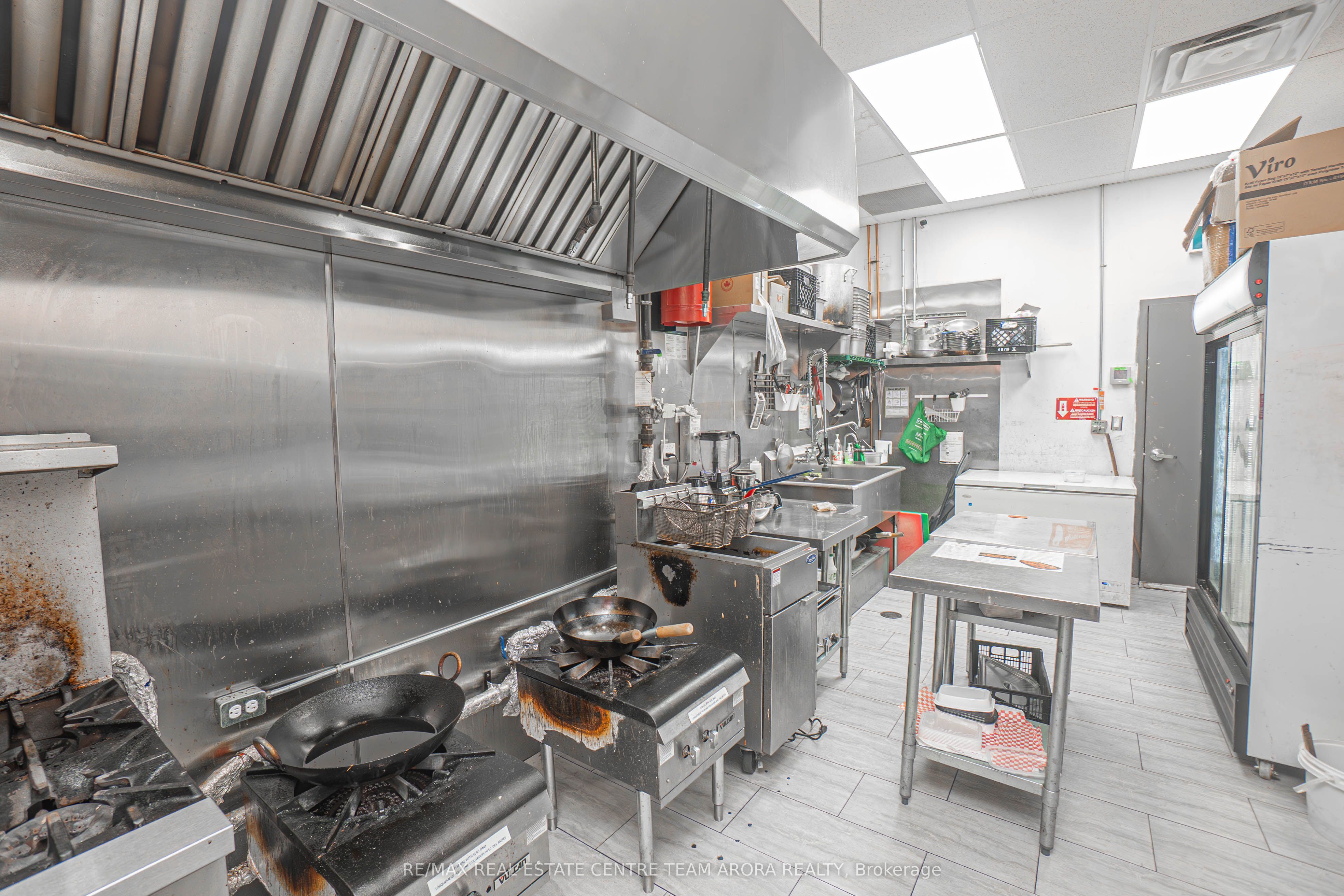 #121 - 41 Lebovic Avenue Property Photo 11