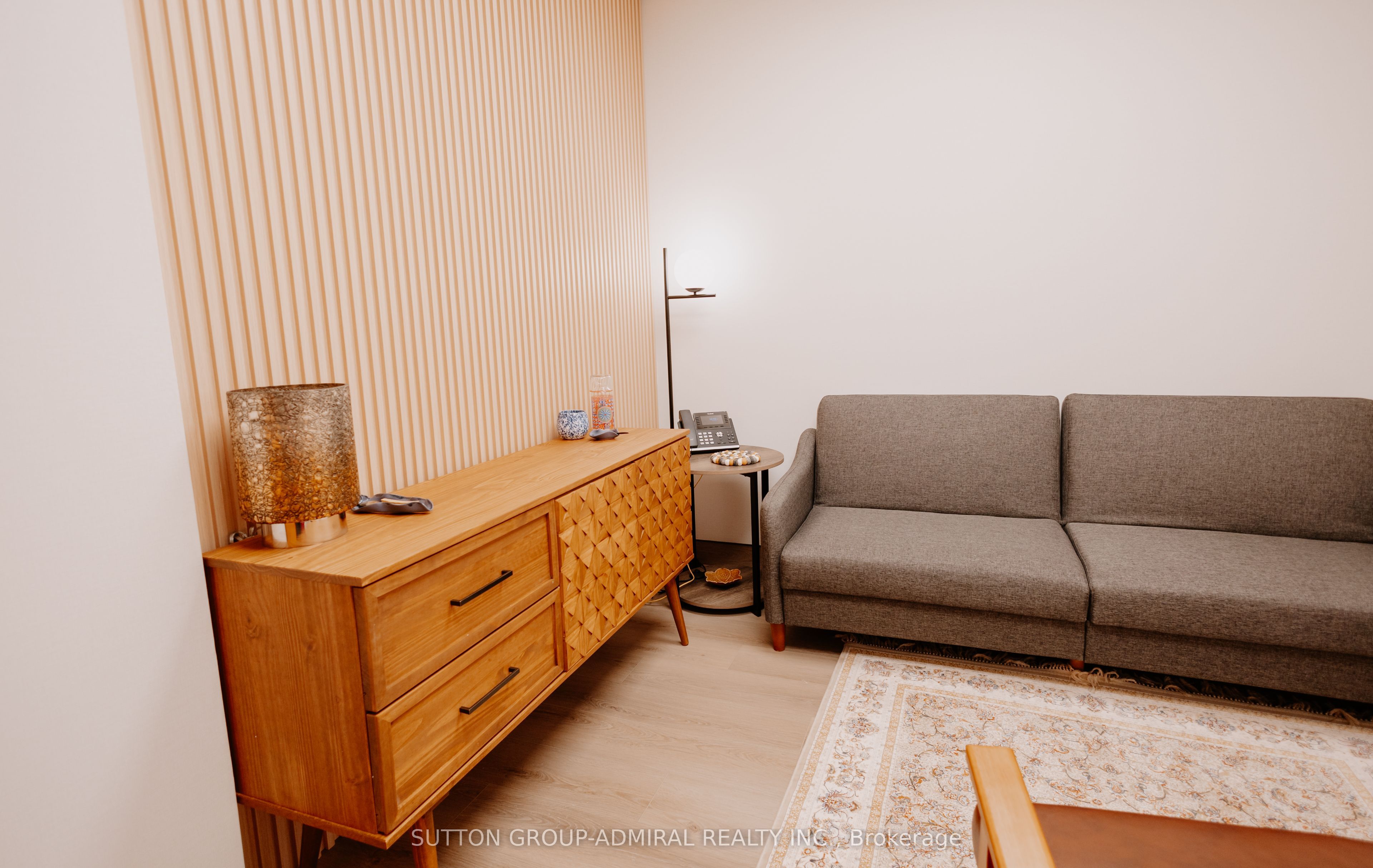 #116 - 617 Victoria Street Property Photo 8