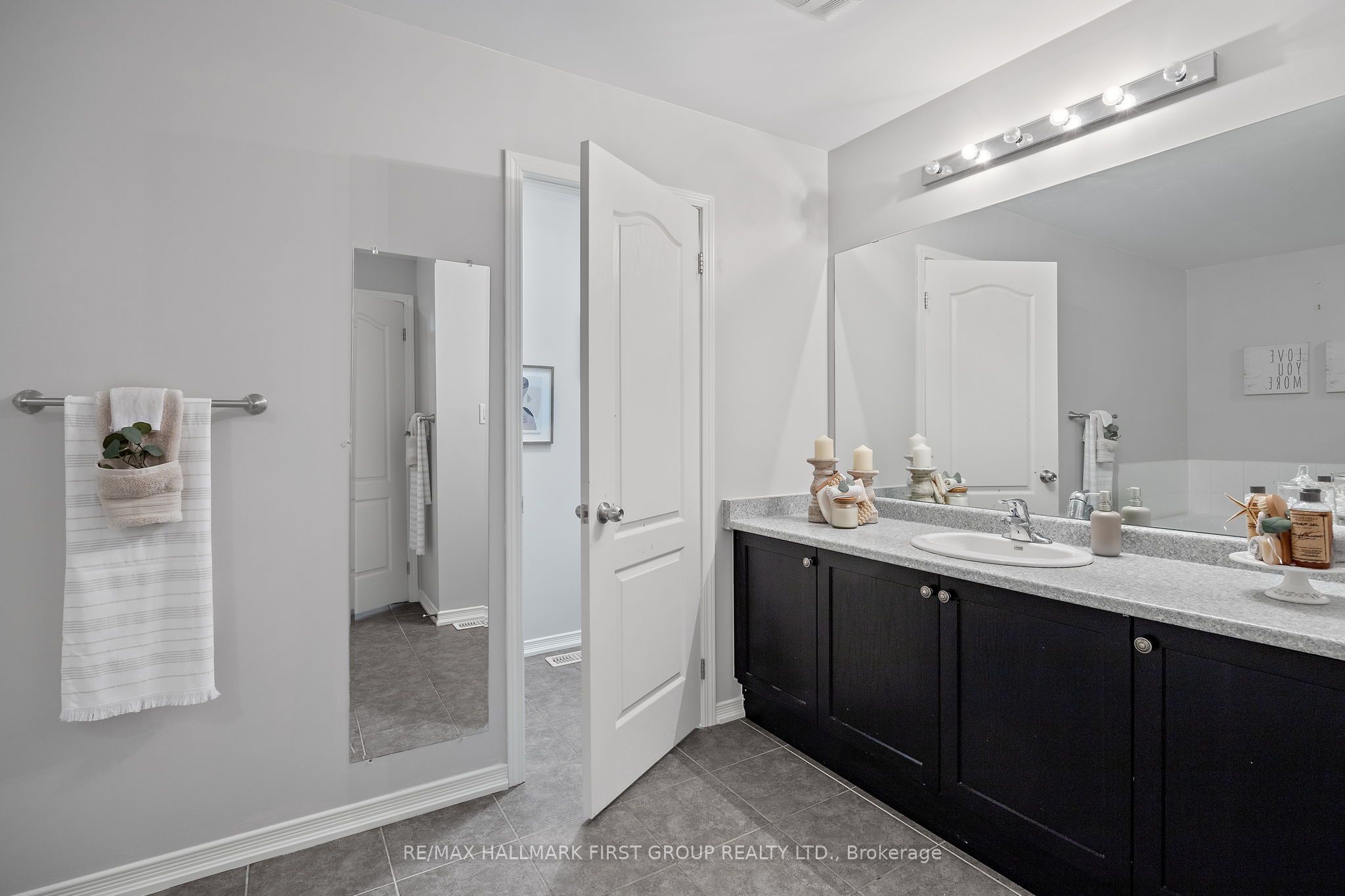 55 Buttonshaw Street Property Photo 21