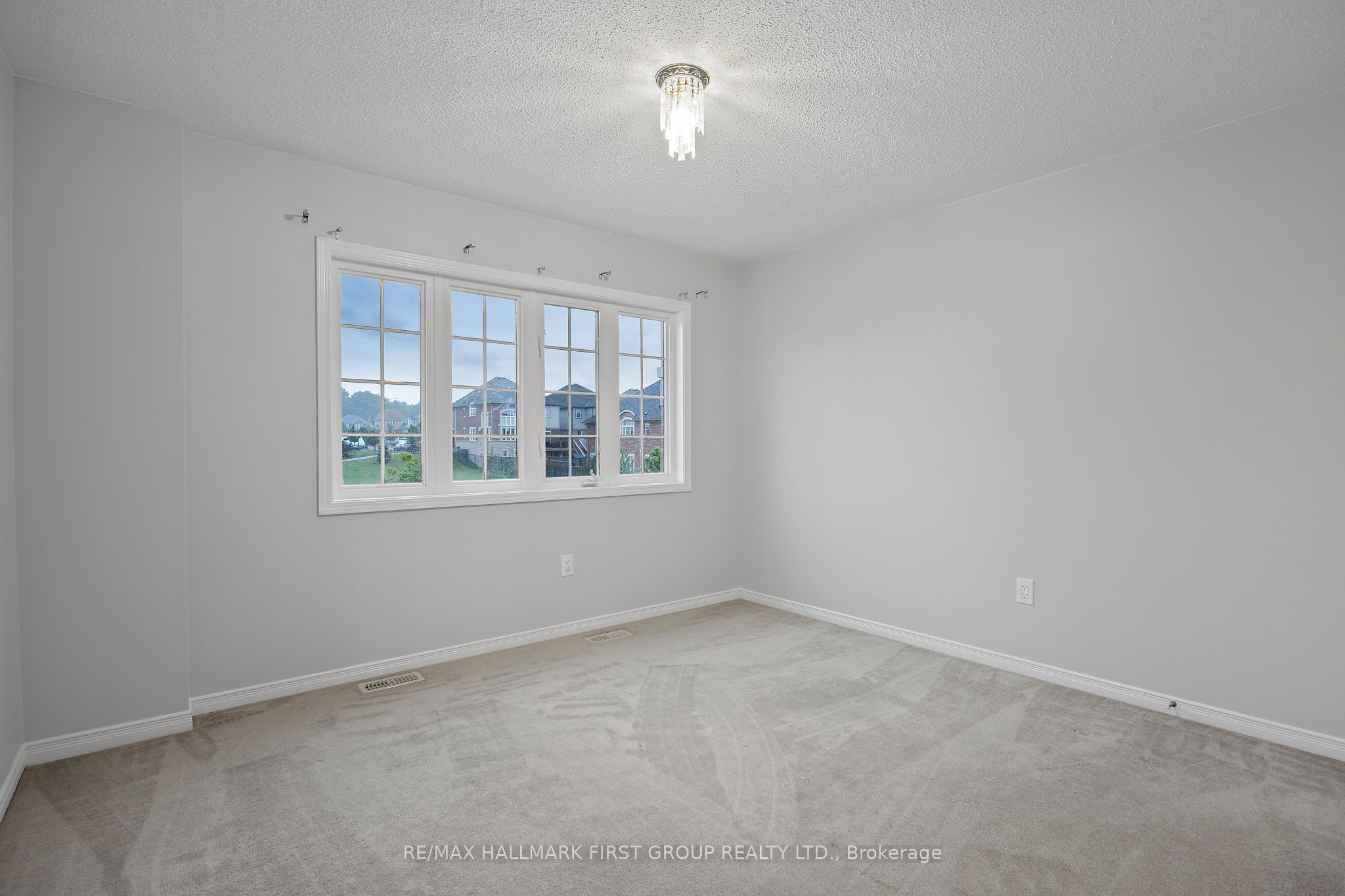 55 Buttonshaw Street Property Photo 25