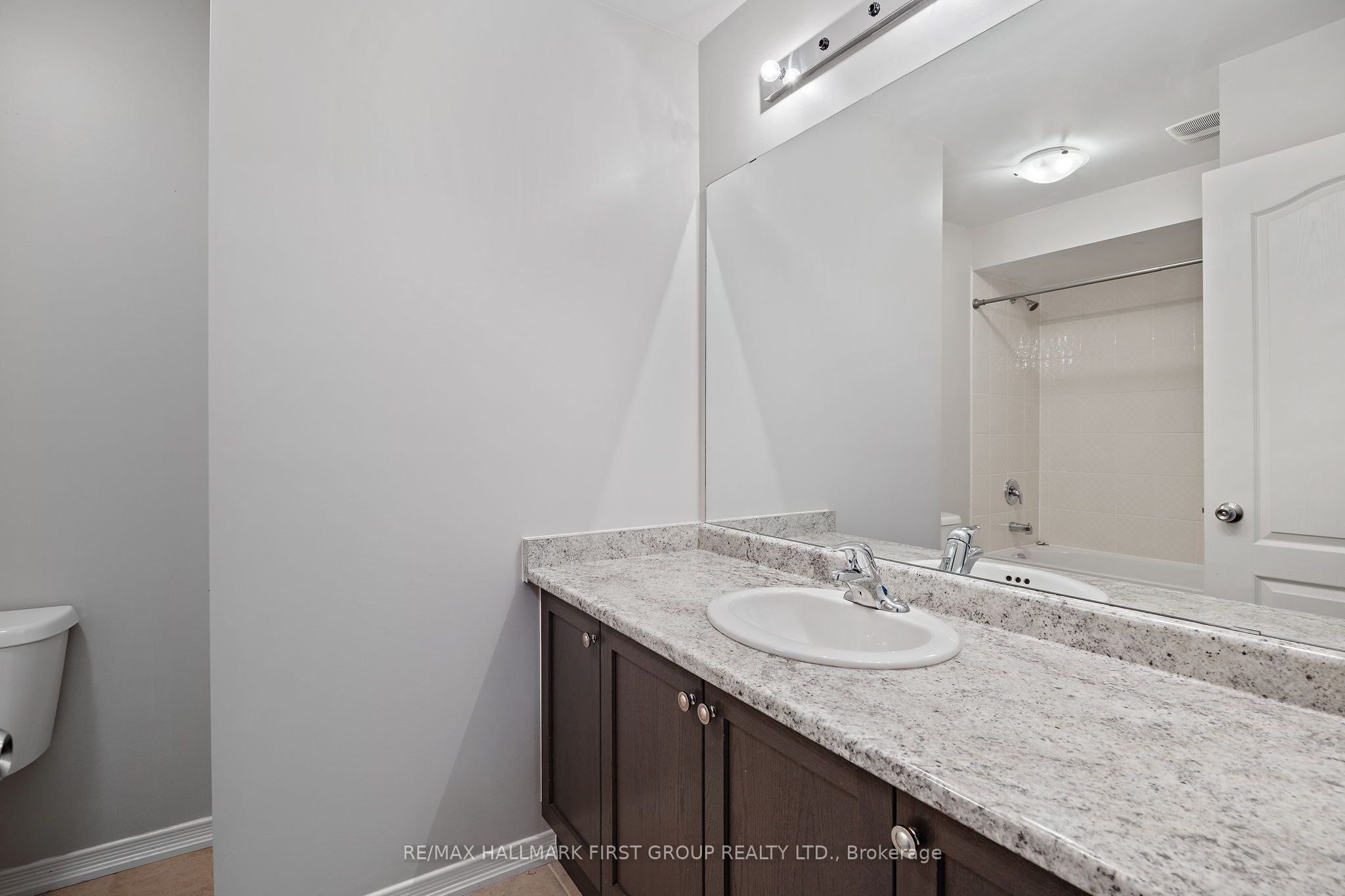 55 Buttonshaw Street Property Photo 29