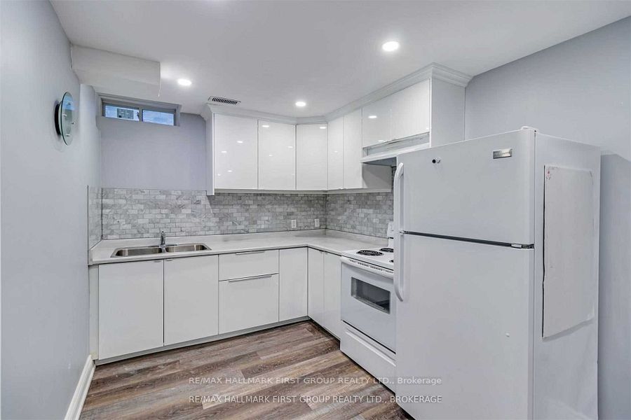 55 Buttonshaw Street Property Photo 35