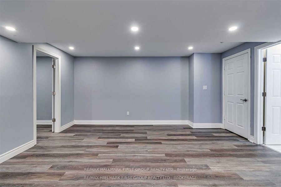 55 Buttonshaw Street Property Photo 38