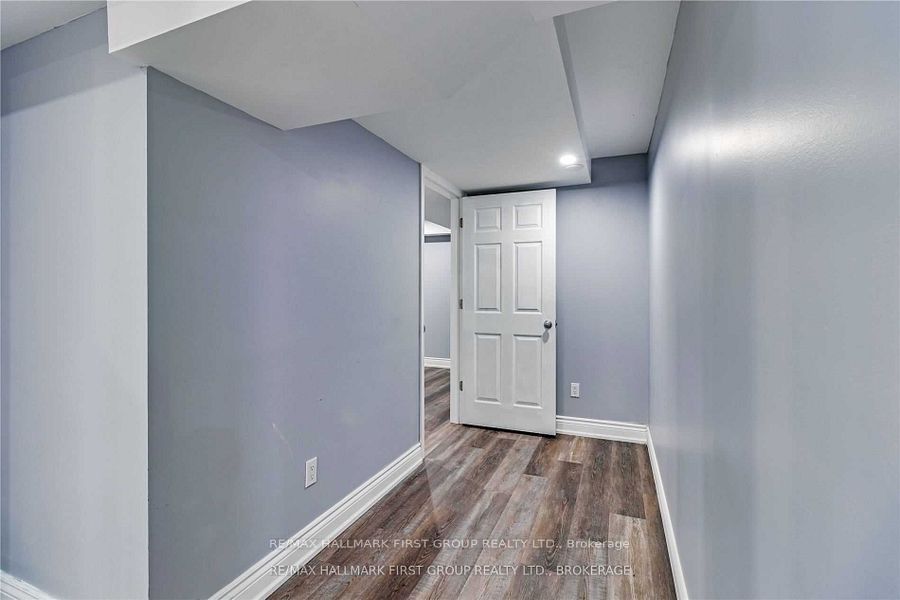 55 Buttonshaw Street Property Photo 39