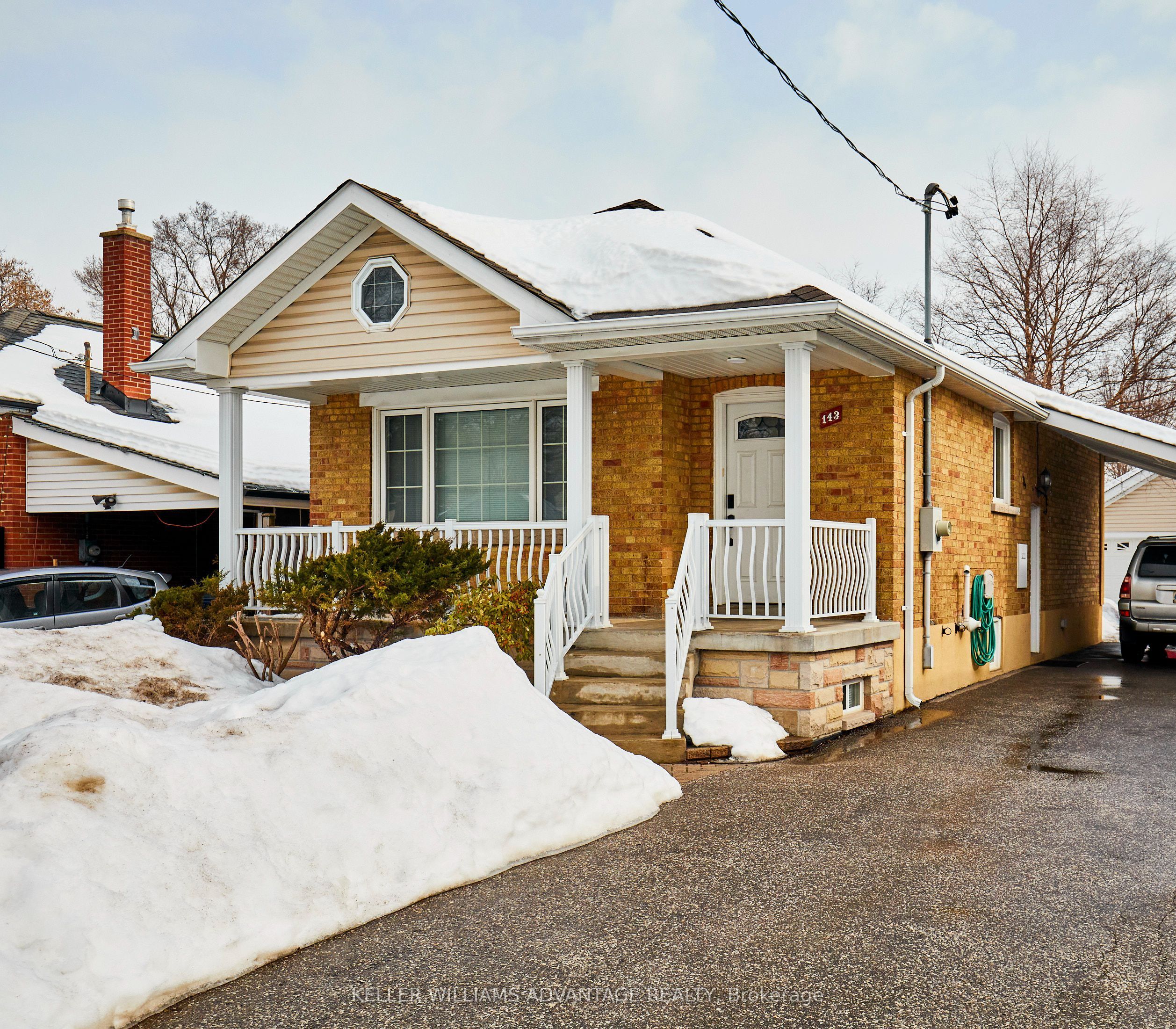#lower - 143 Ellington Drive Property Photo 1