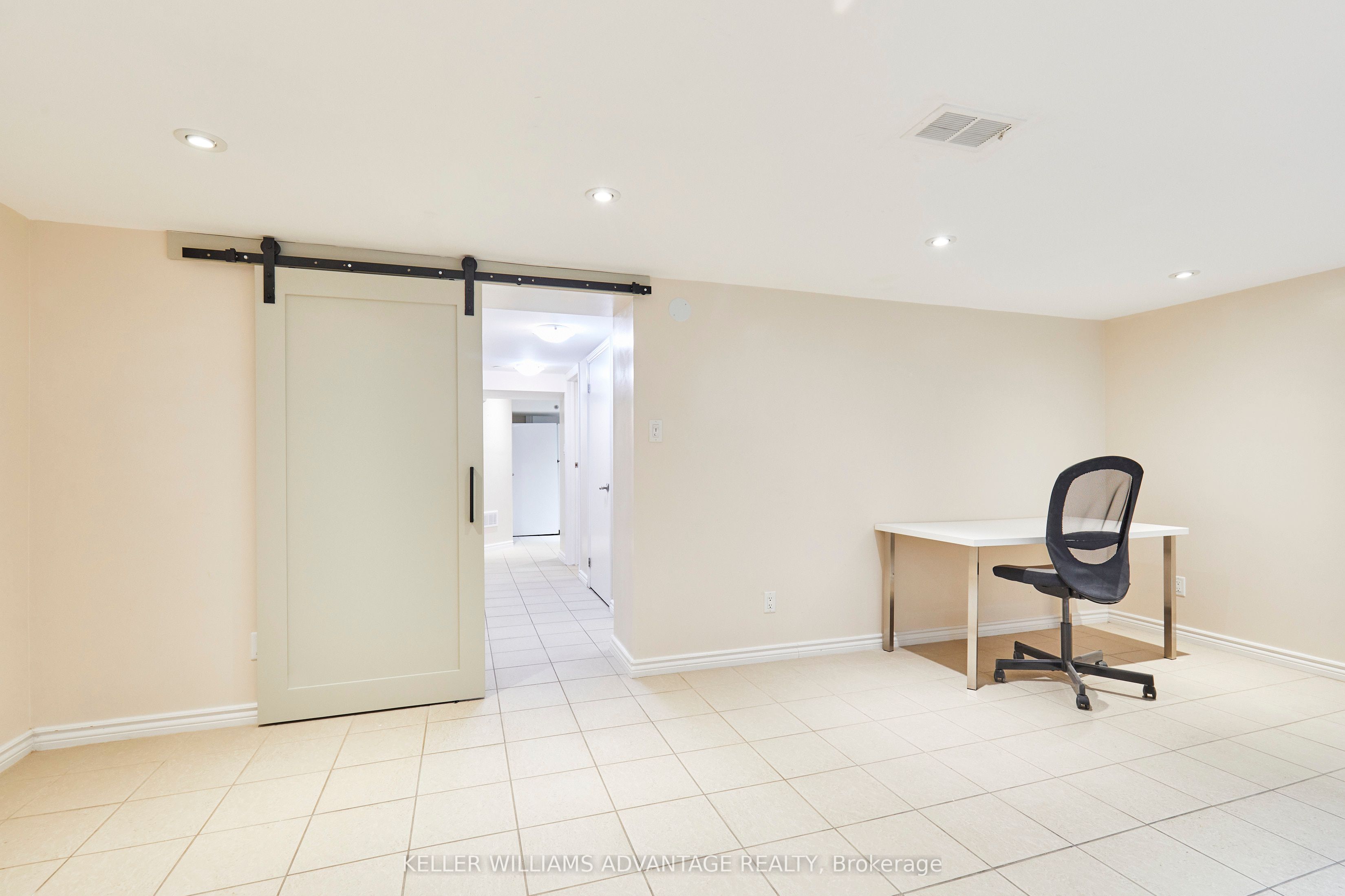#lower - 143 Ellington Drive Property Photo 11