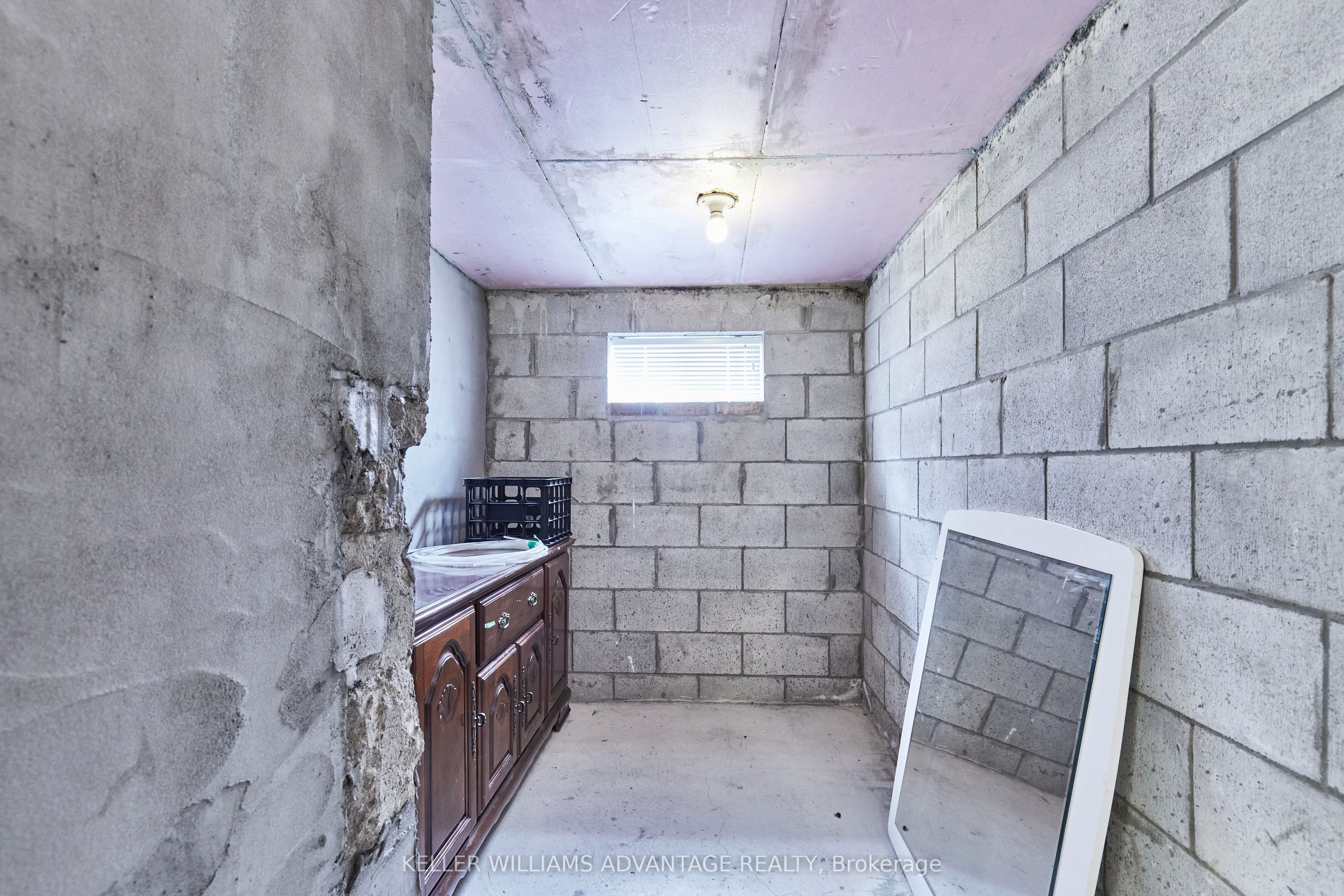 #lower - 143 Ellington Drive Property Photo 16