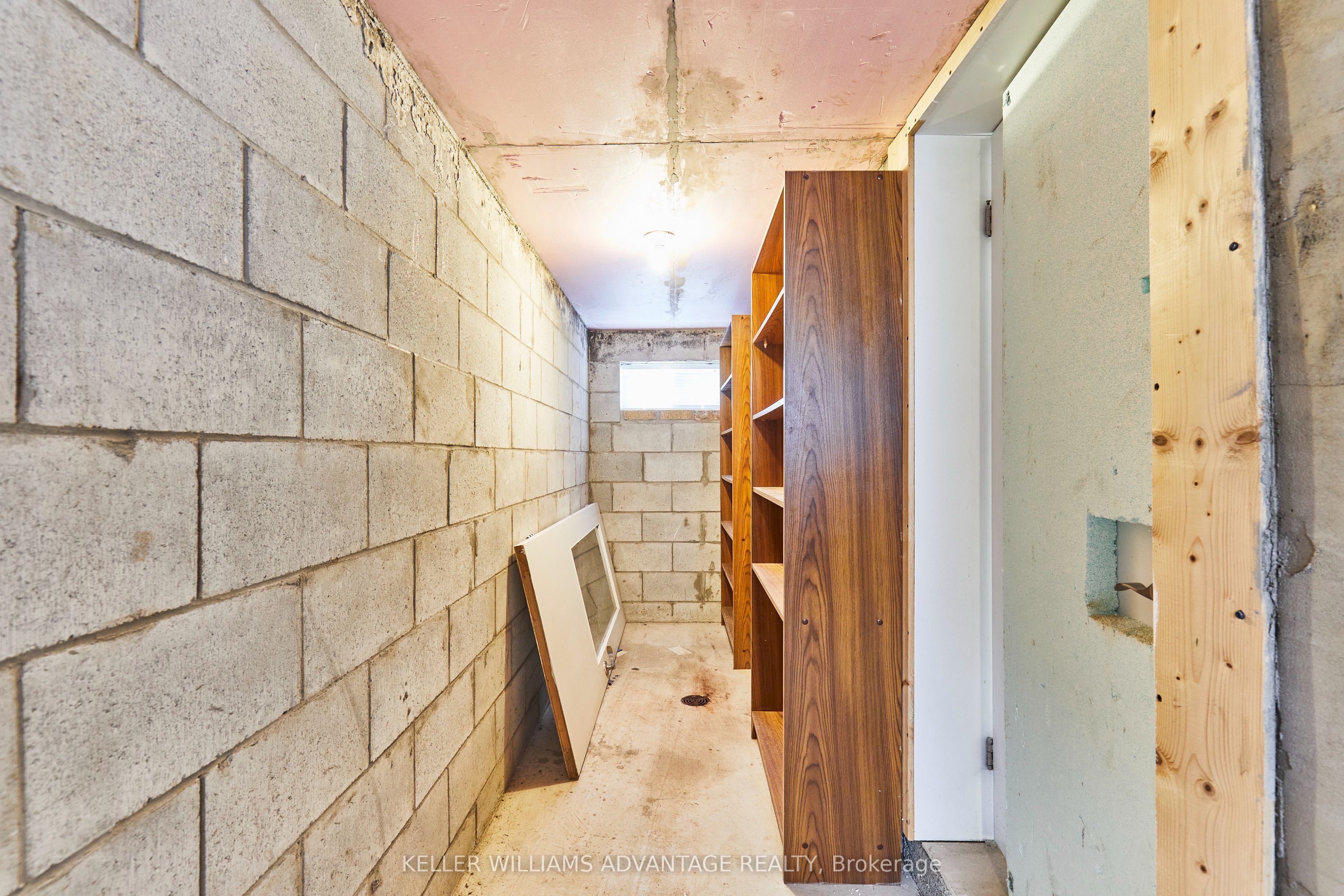 #lower - 143 Ellington Drive Property Photo 17
