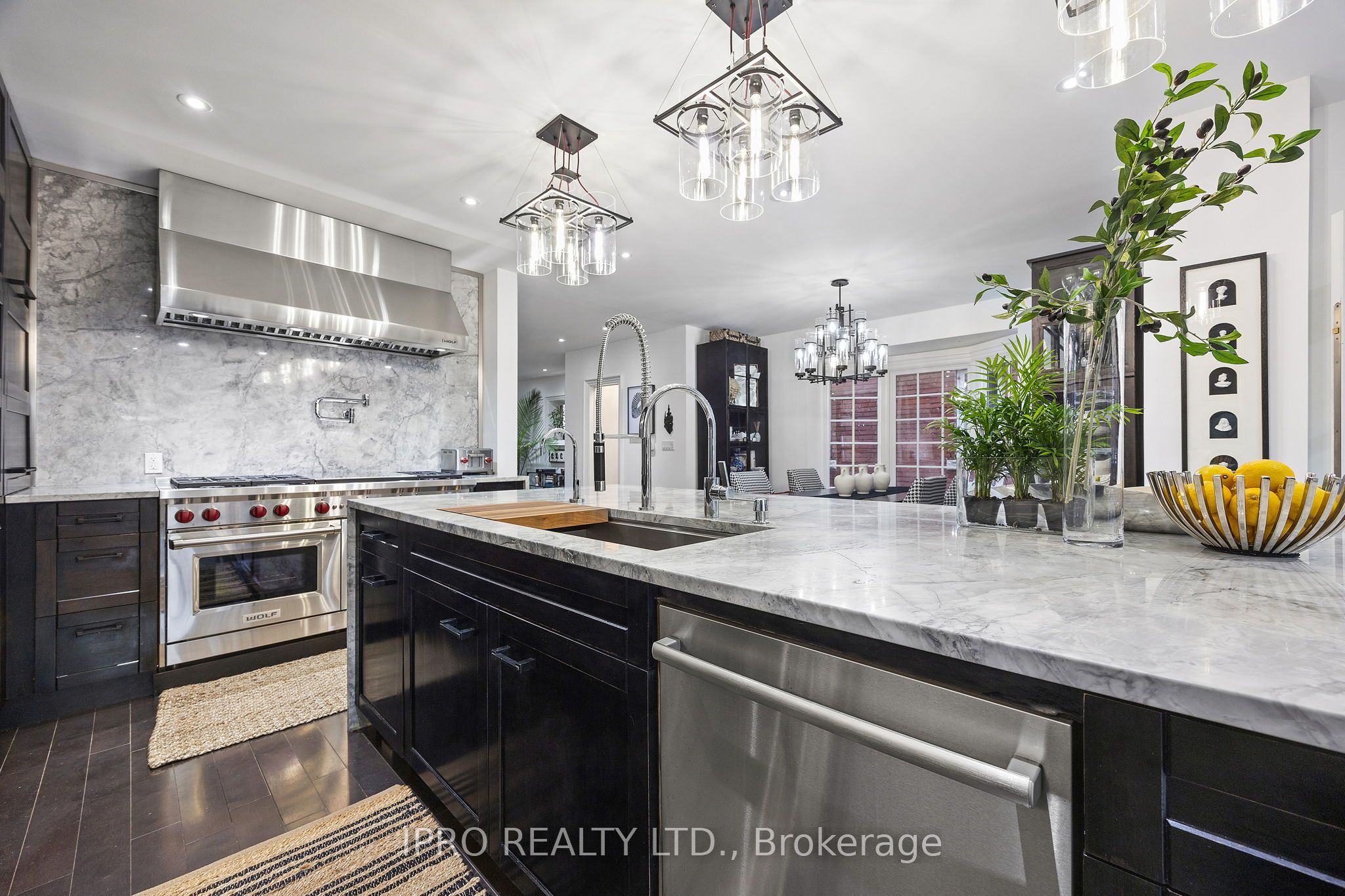 20 Fairview Boulevard Property Photo 20