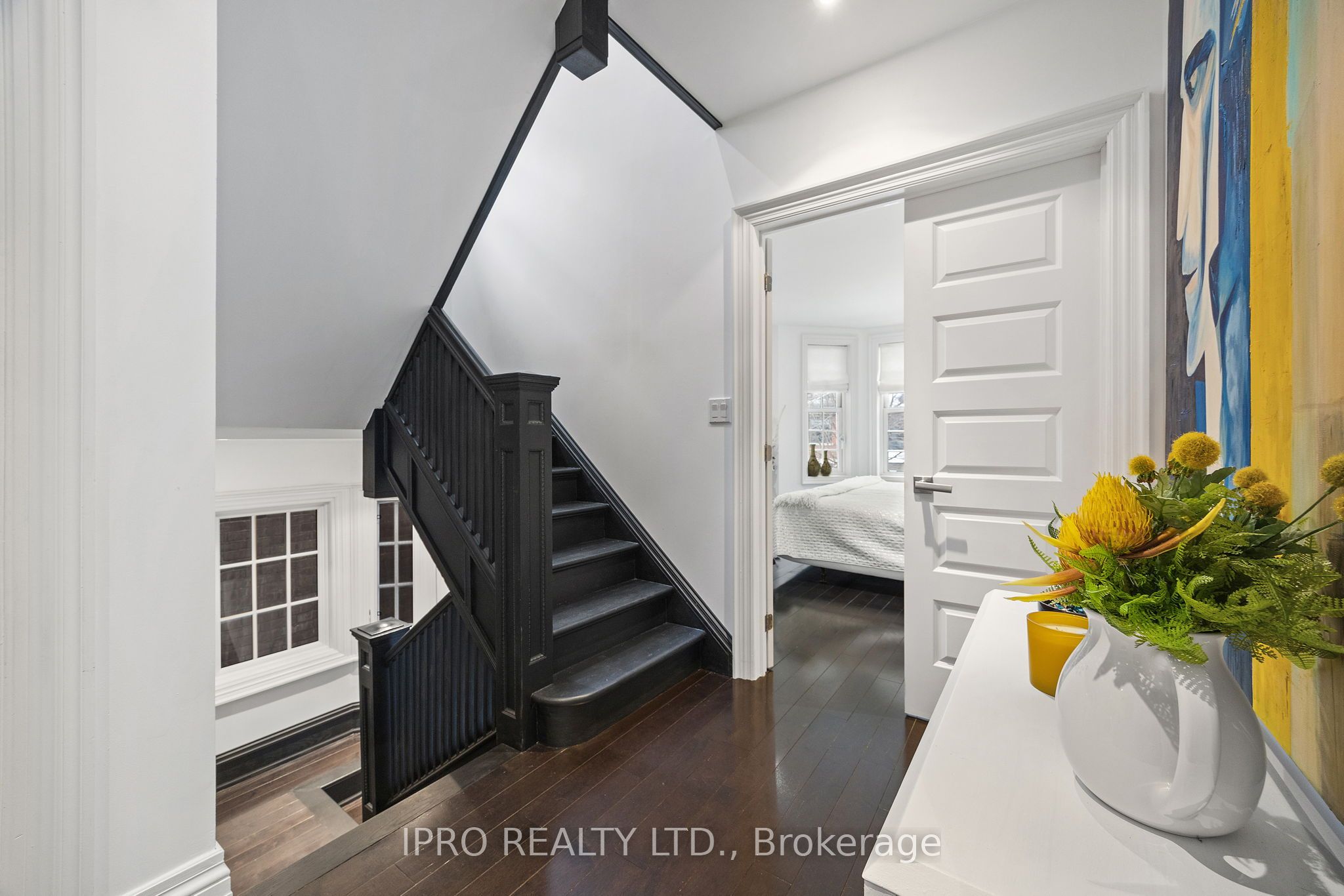 20 Fairview Boulevard Property Photo 22