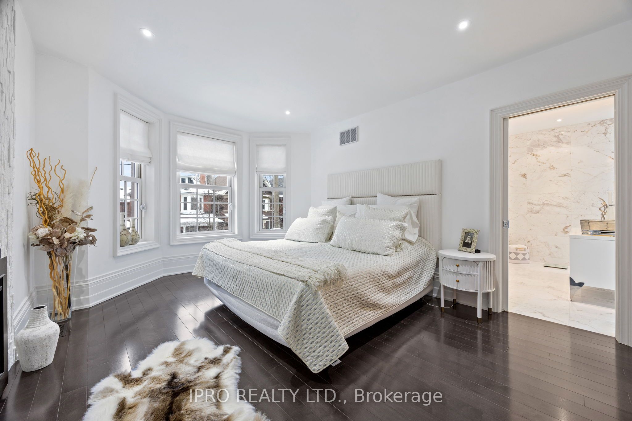 20 Fairview Boulevard Property Photo 23