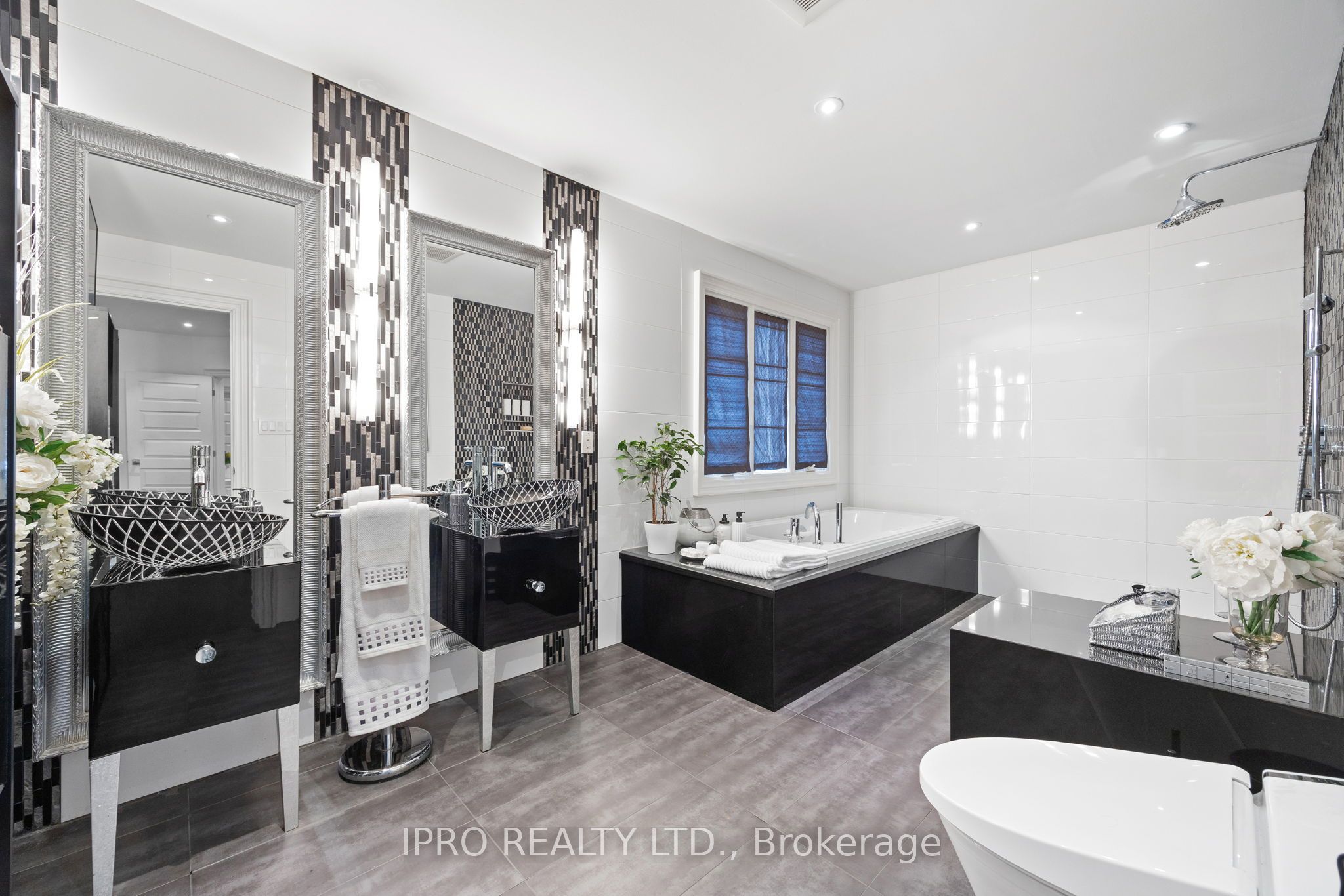 20 Fairview Boulevard Property Photo 31