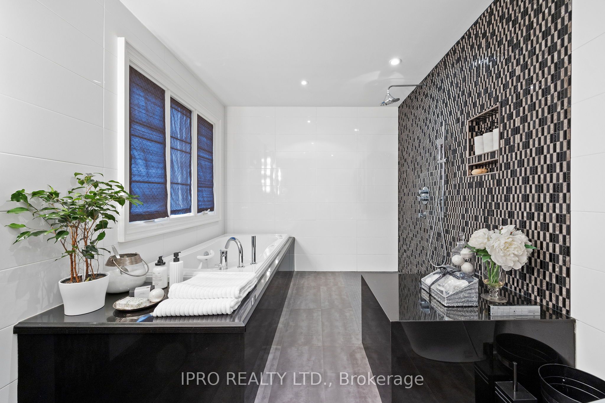 20 Fairview Boulevard Property Photo 32
