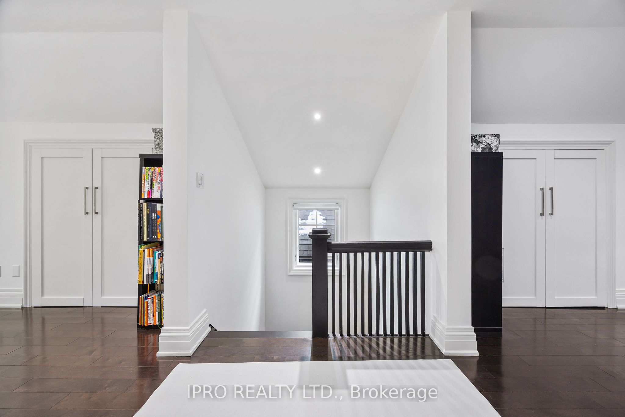 20 Fairview Boulevard Property Photo 34