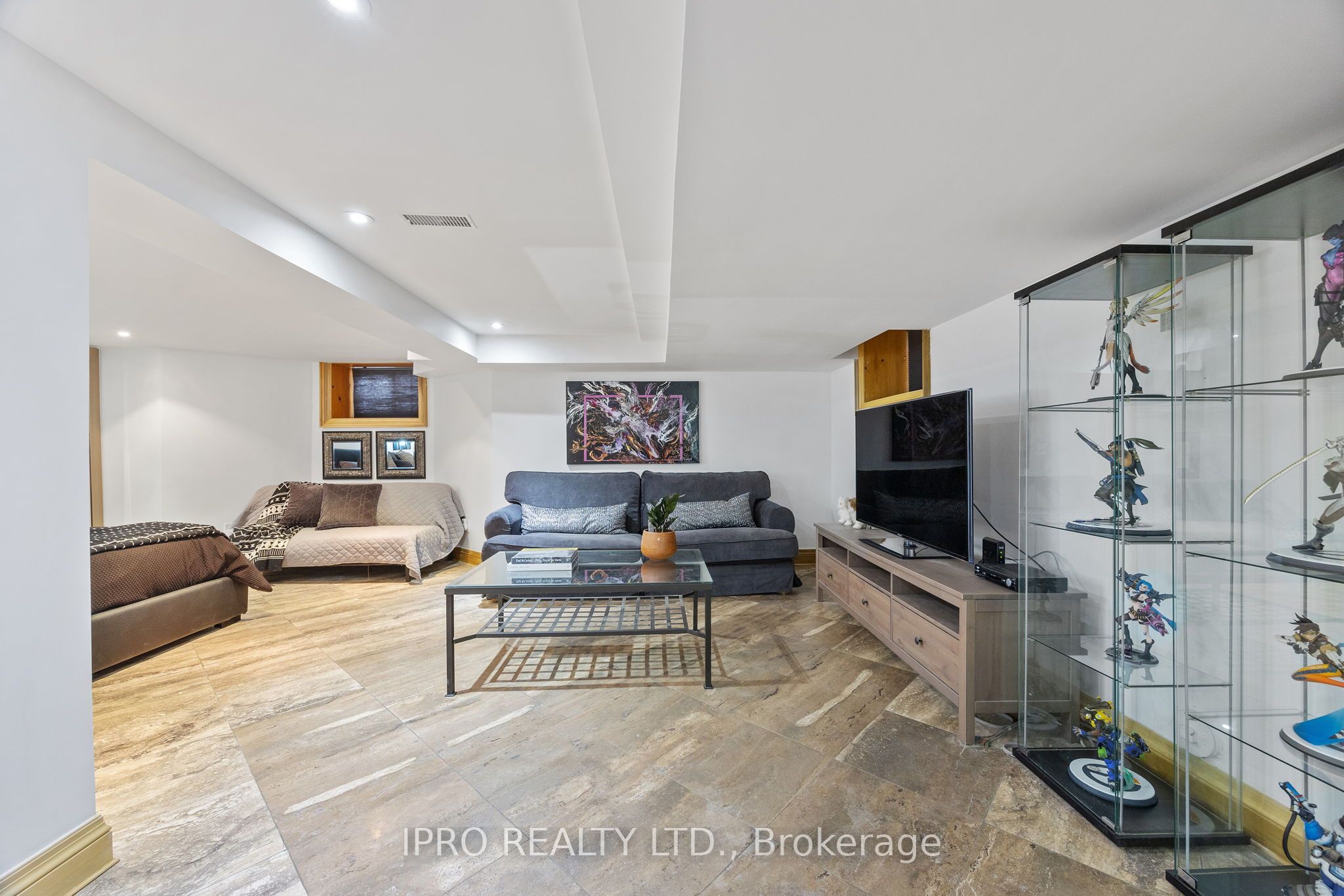 20 Fairview Boulevard Property Photo 42