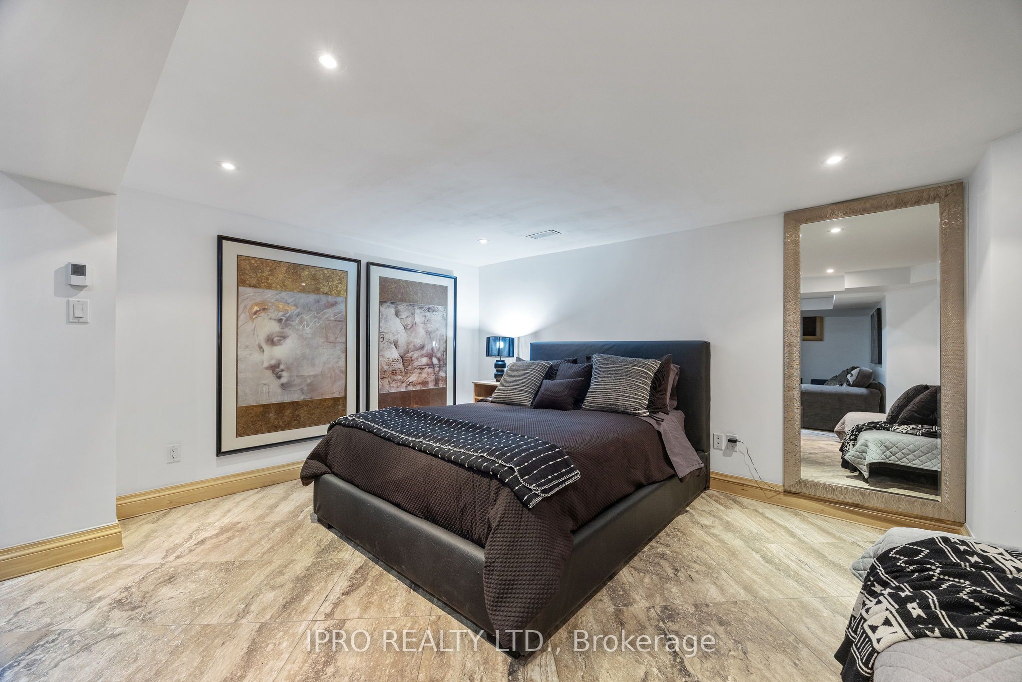 20 Fairview Boulevard Property Photo 44