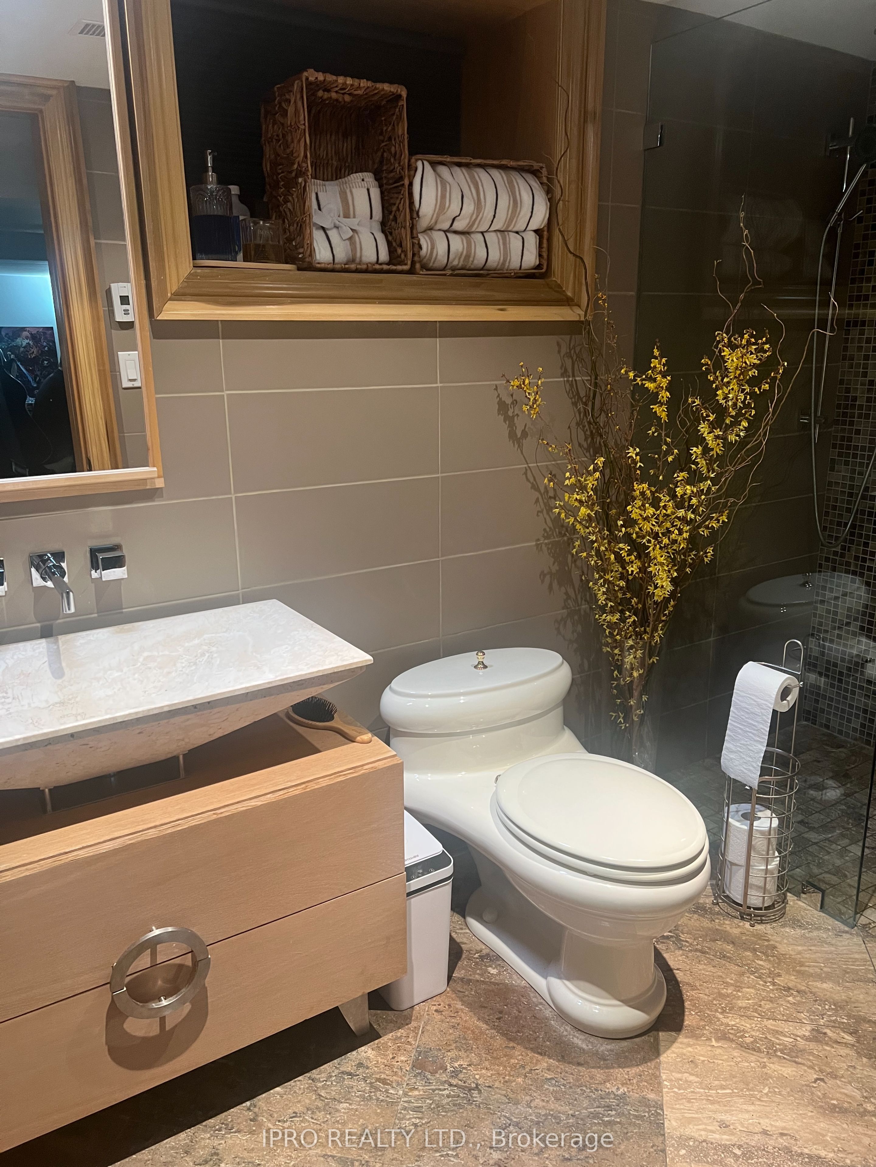 20 Fairview Boulevard Property Photo 46