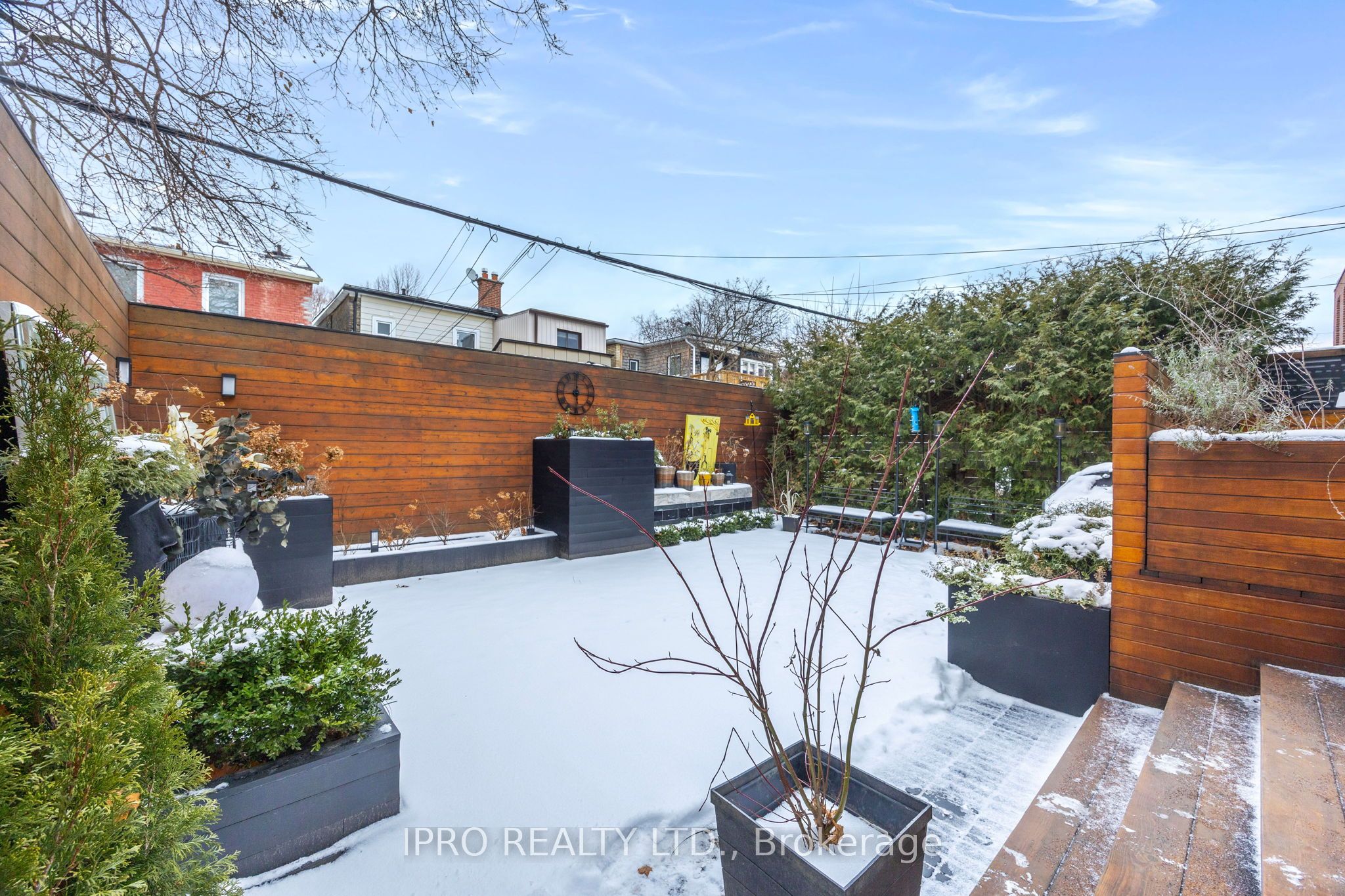20 Fairview Boulevard Property Photo 48