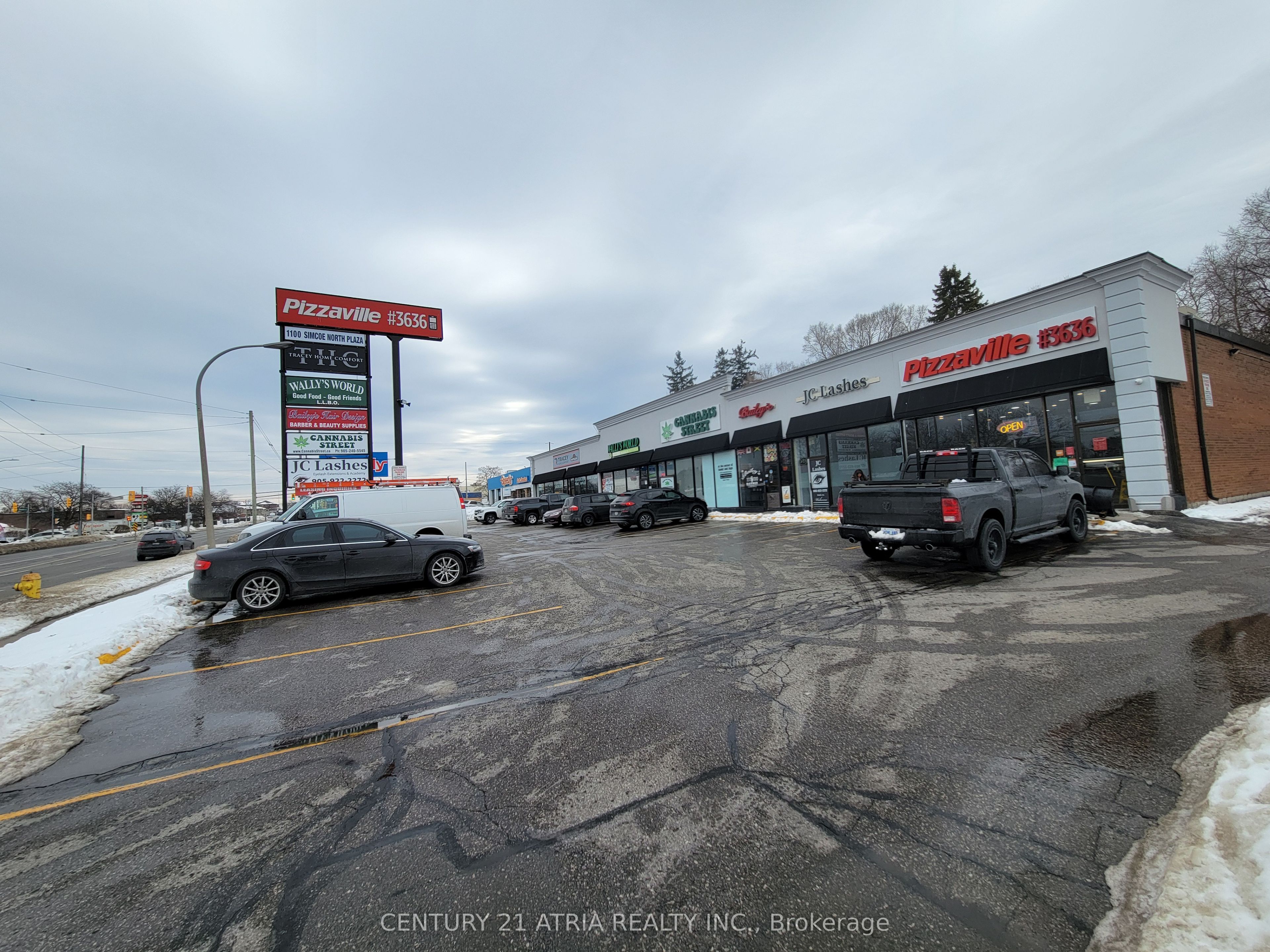 #1 - 1100 Simcoe Street Property Photo 4
