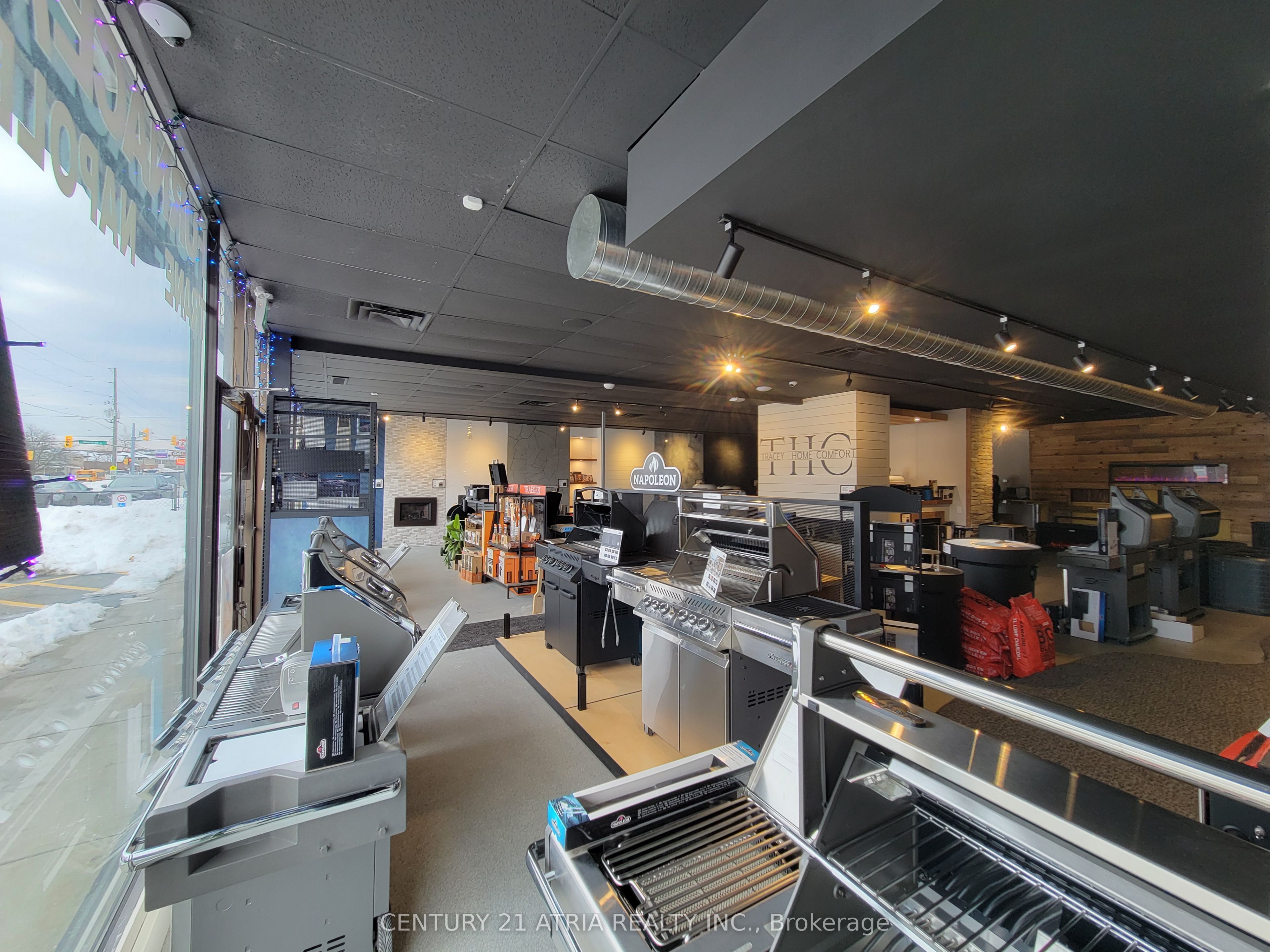#1a - 1100 Simcoe Street Property Photo 6