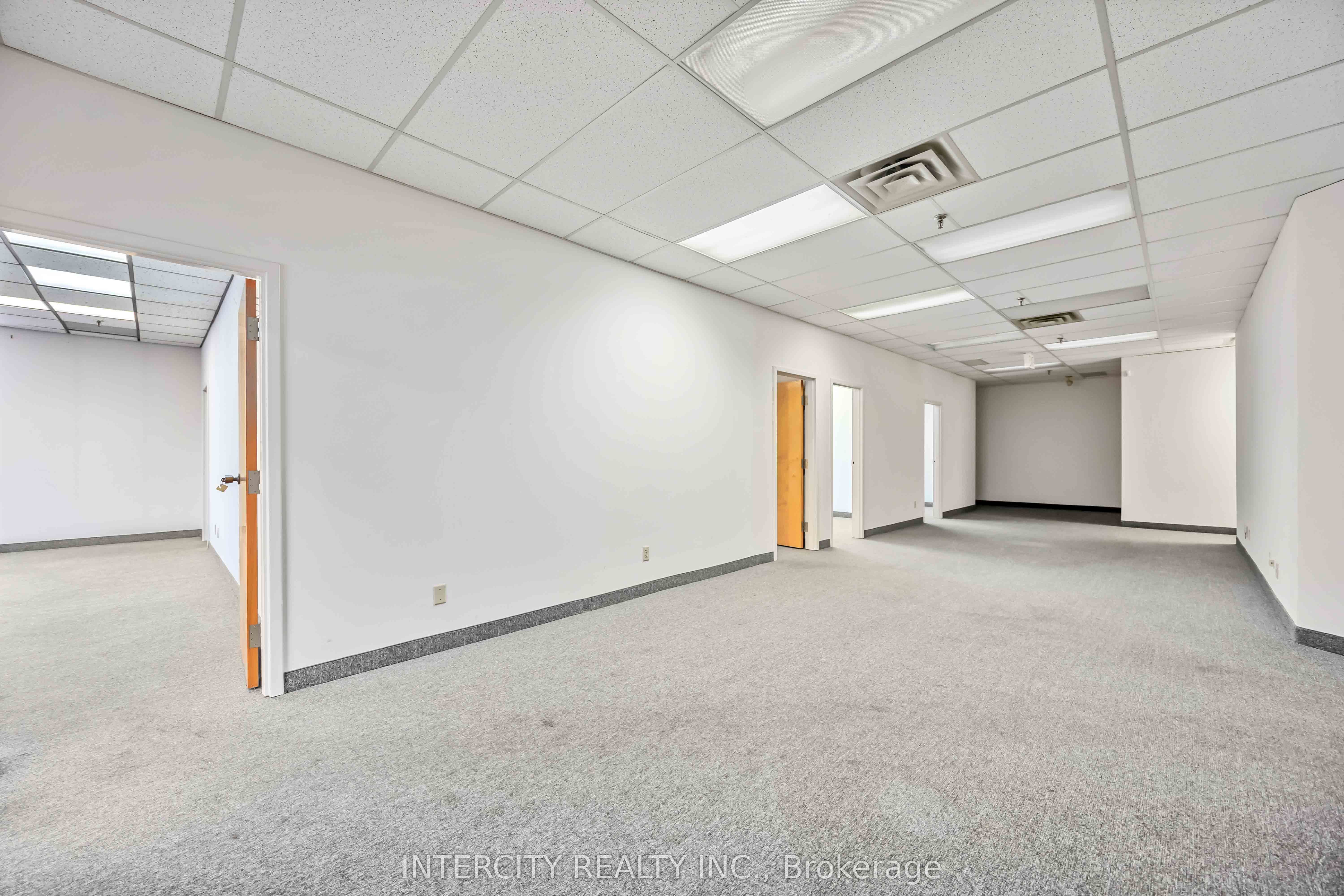 65 Melford Drive Property Photo 7