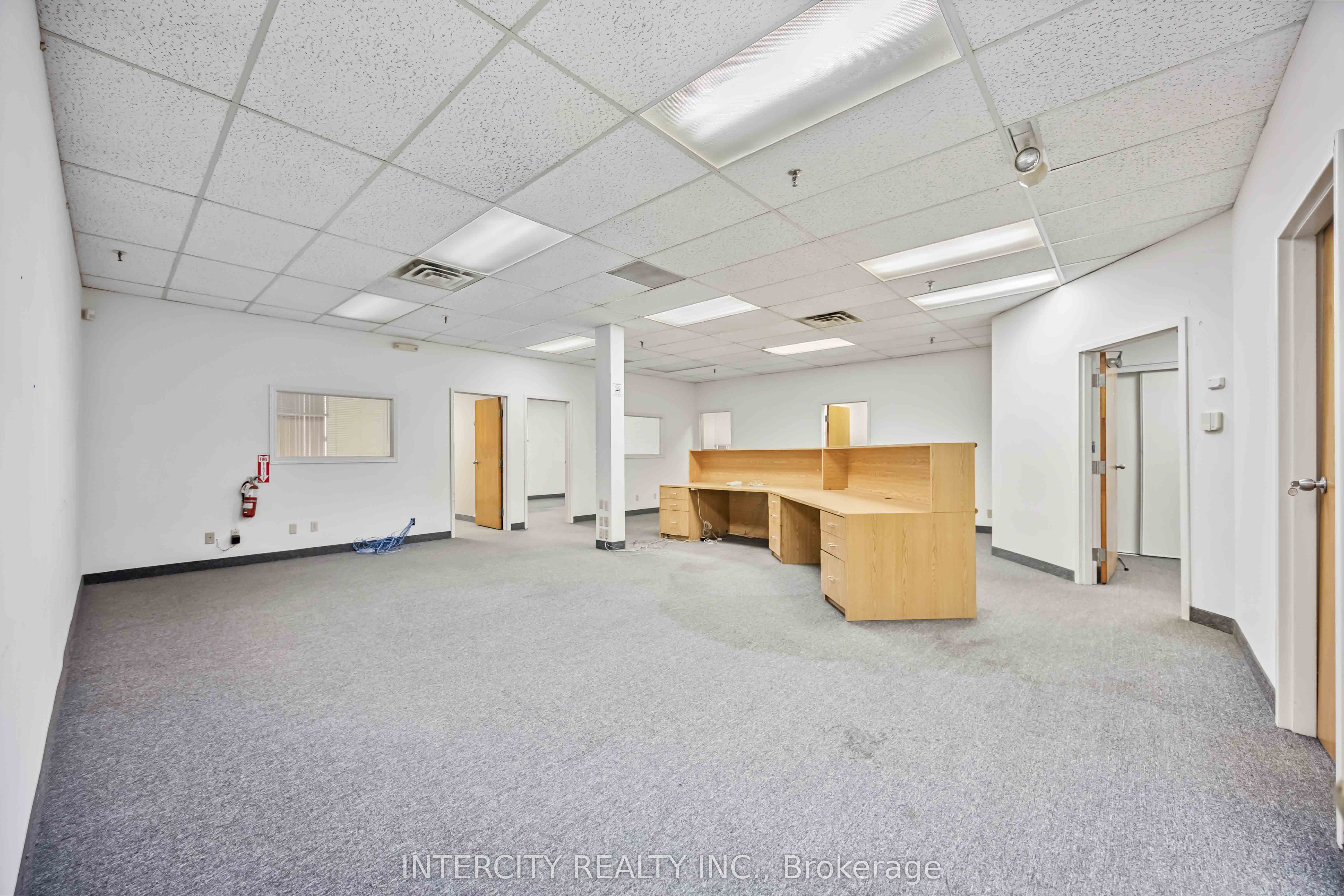 65 Melford Drive Property Photo 9