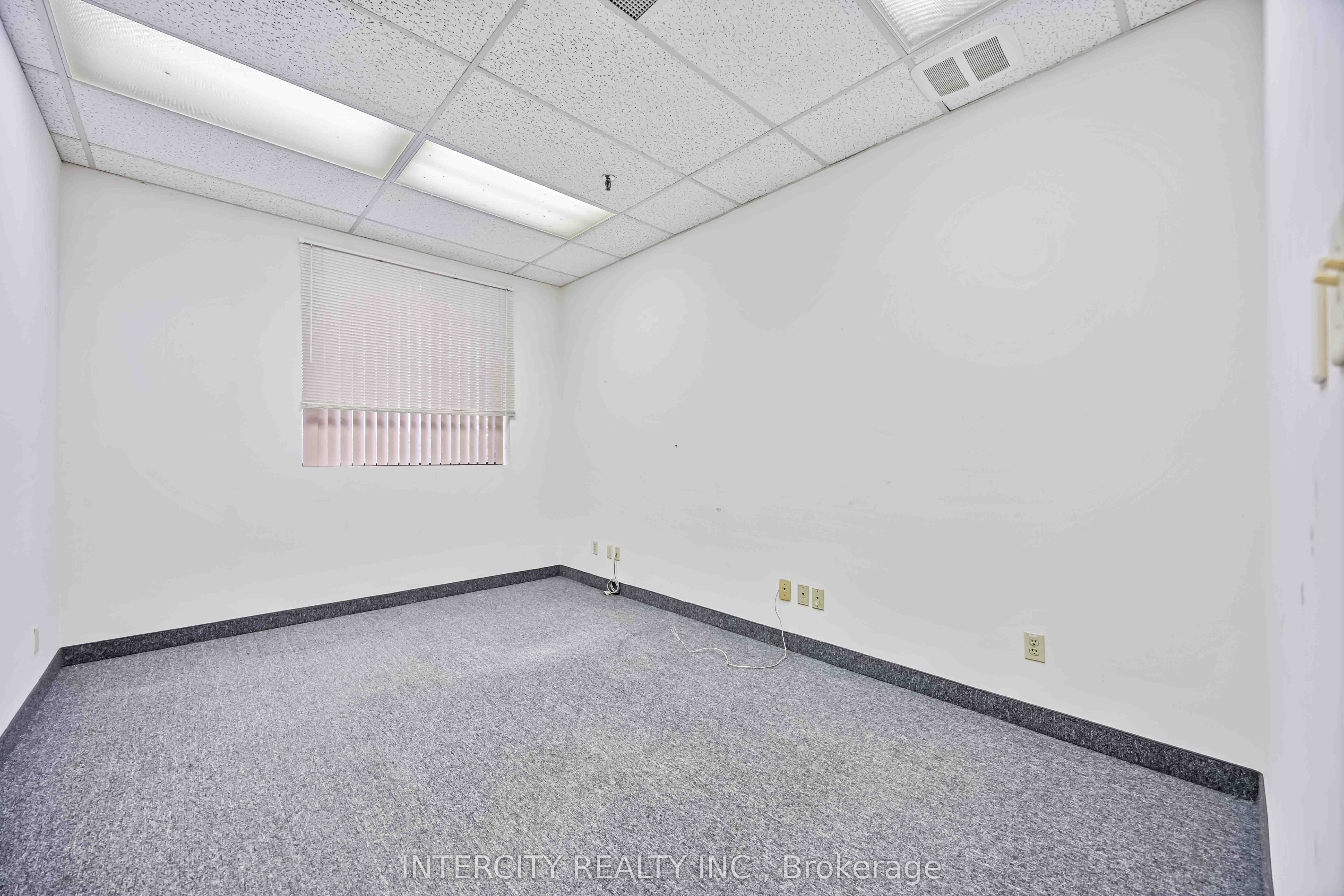 65 Melford Drive Property Photo 17