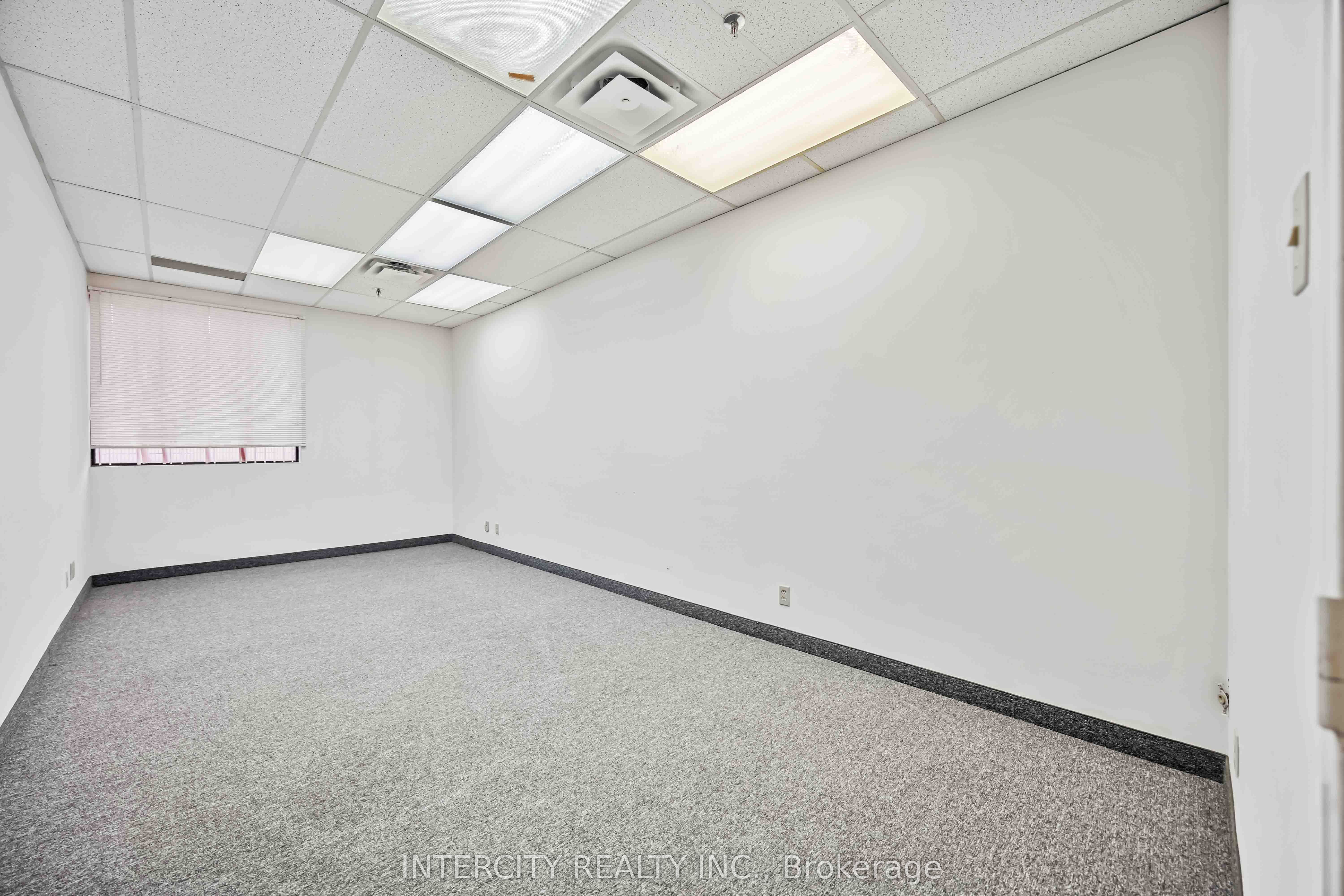 65 Melford Drive Property Photo 23